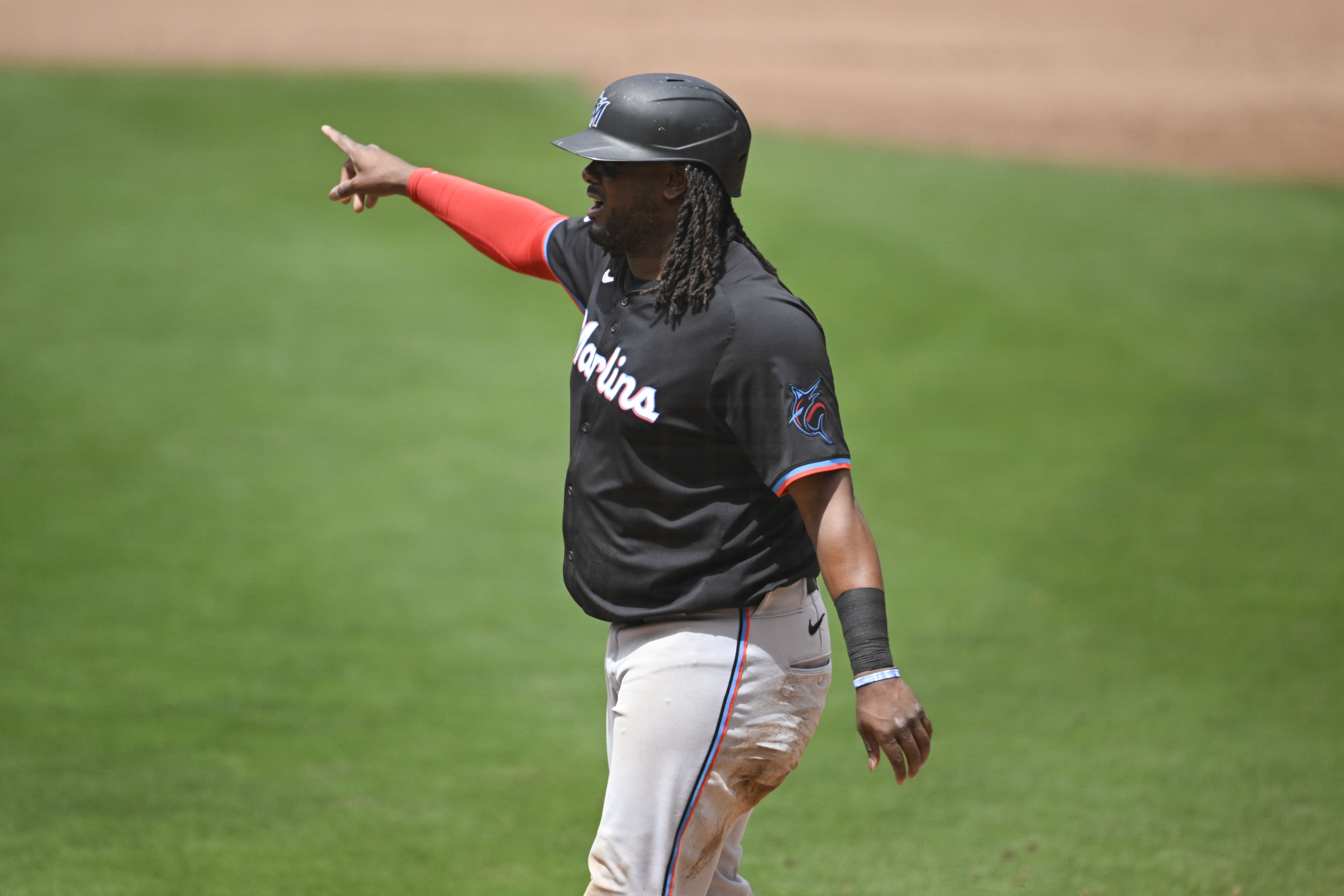 mlb picks Josh Bell Miami Marlins predictions best bet odds