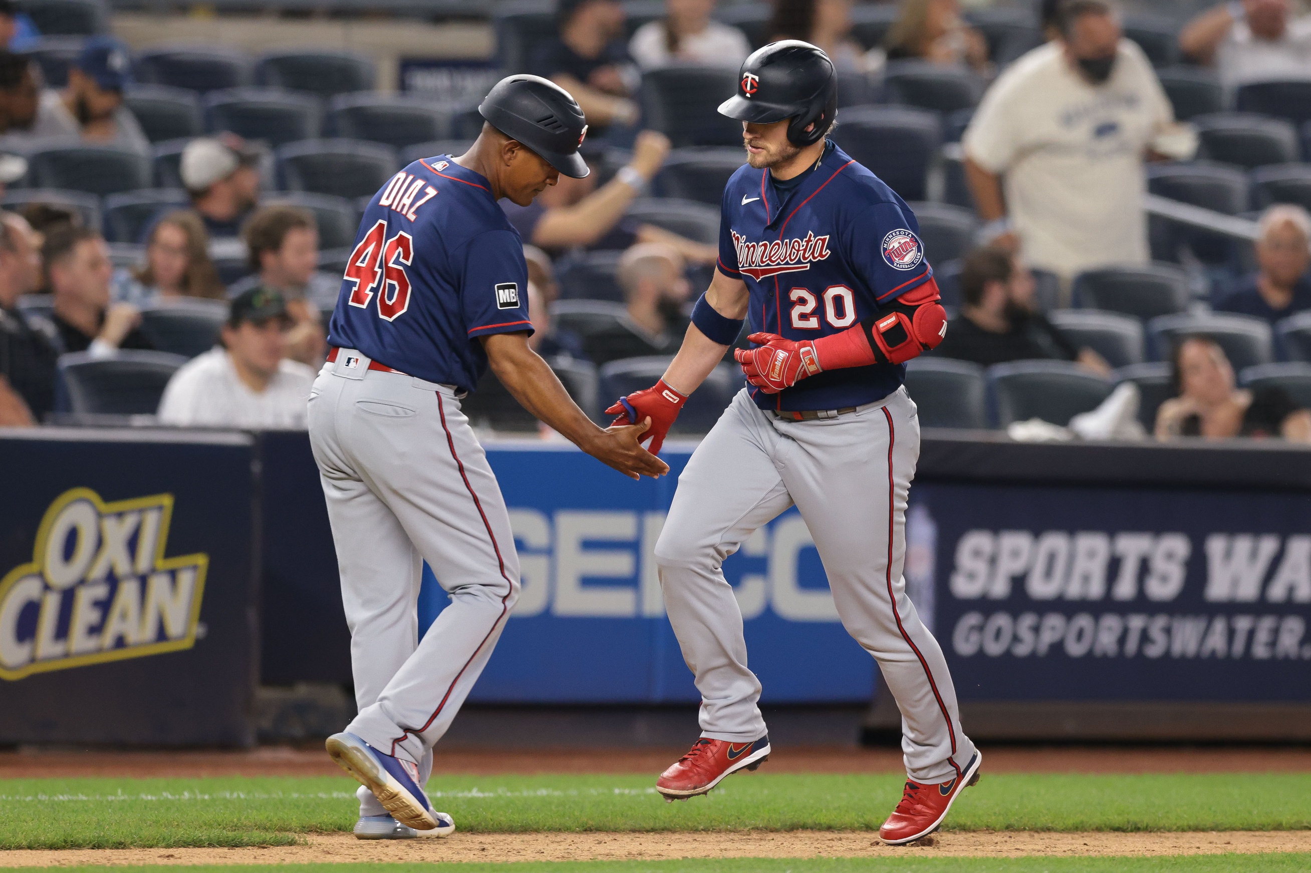mlb picks Josh Donaldson minnesota twins predictions best bet odds