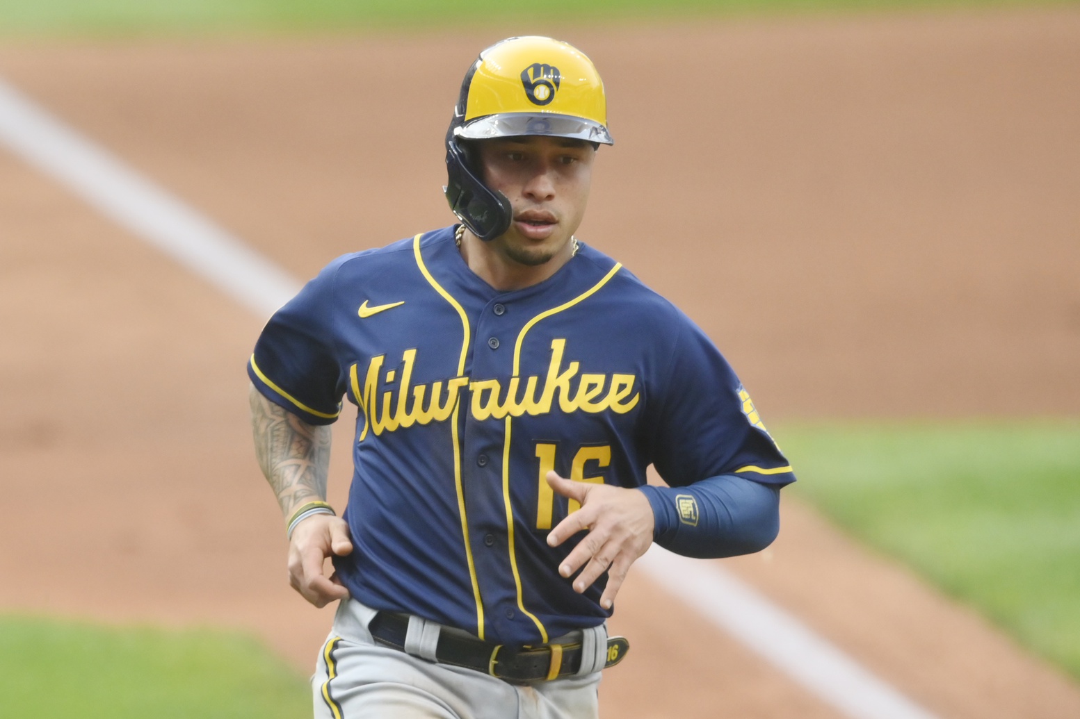 mlb picks Kolten Wong milwaukee brewers predictions best bet odds