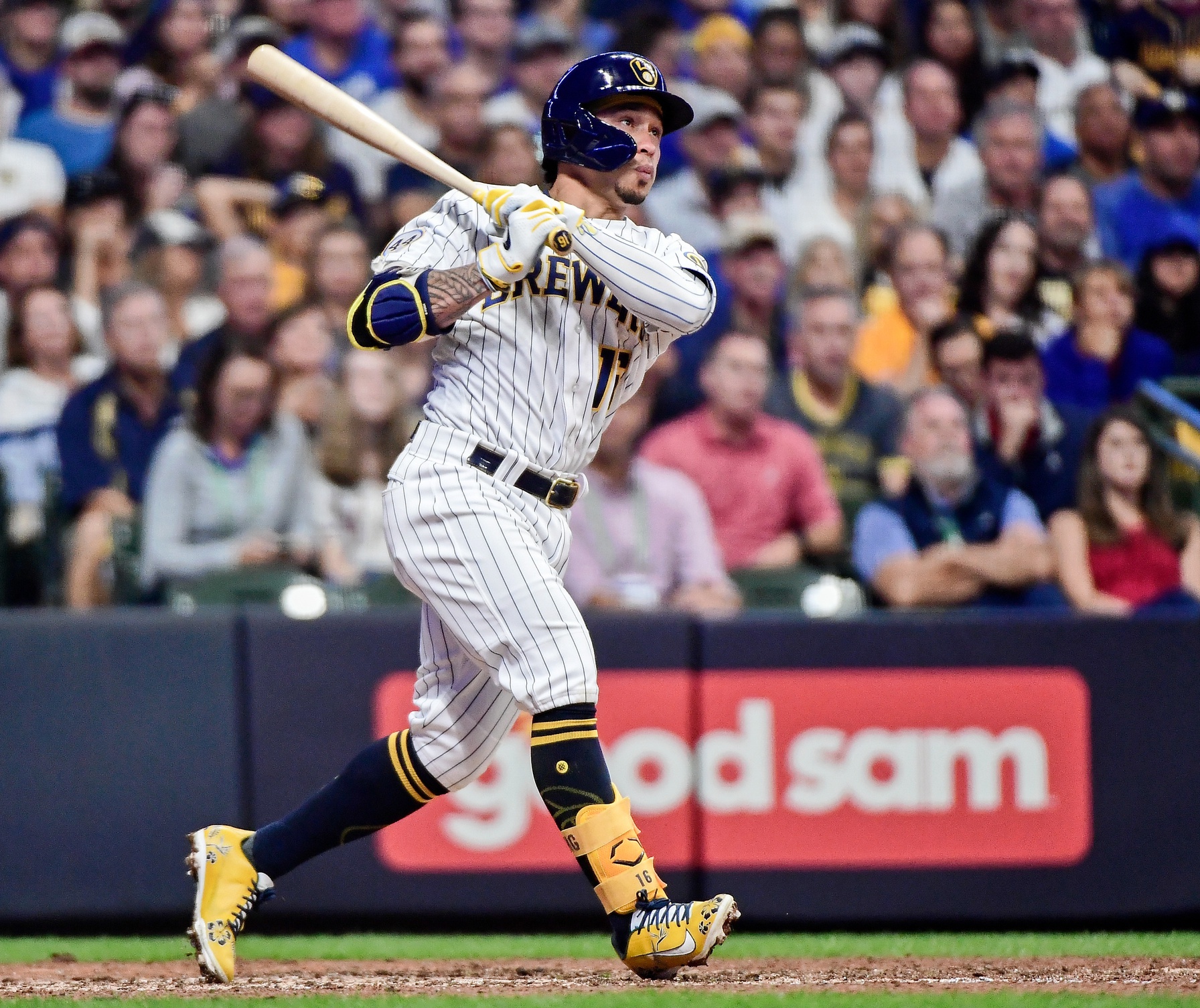 mlb picks Kolten Wong milwaukee brewers predictions best bet odds