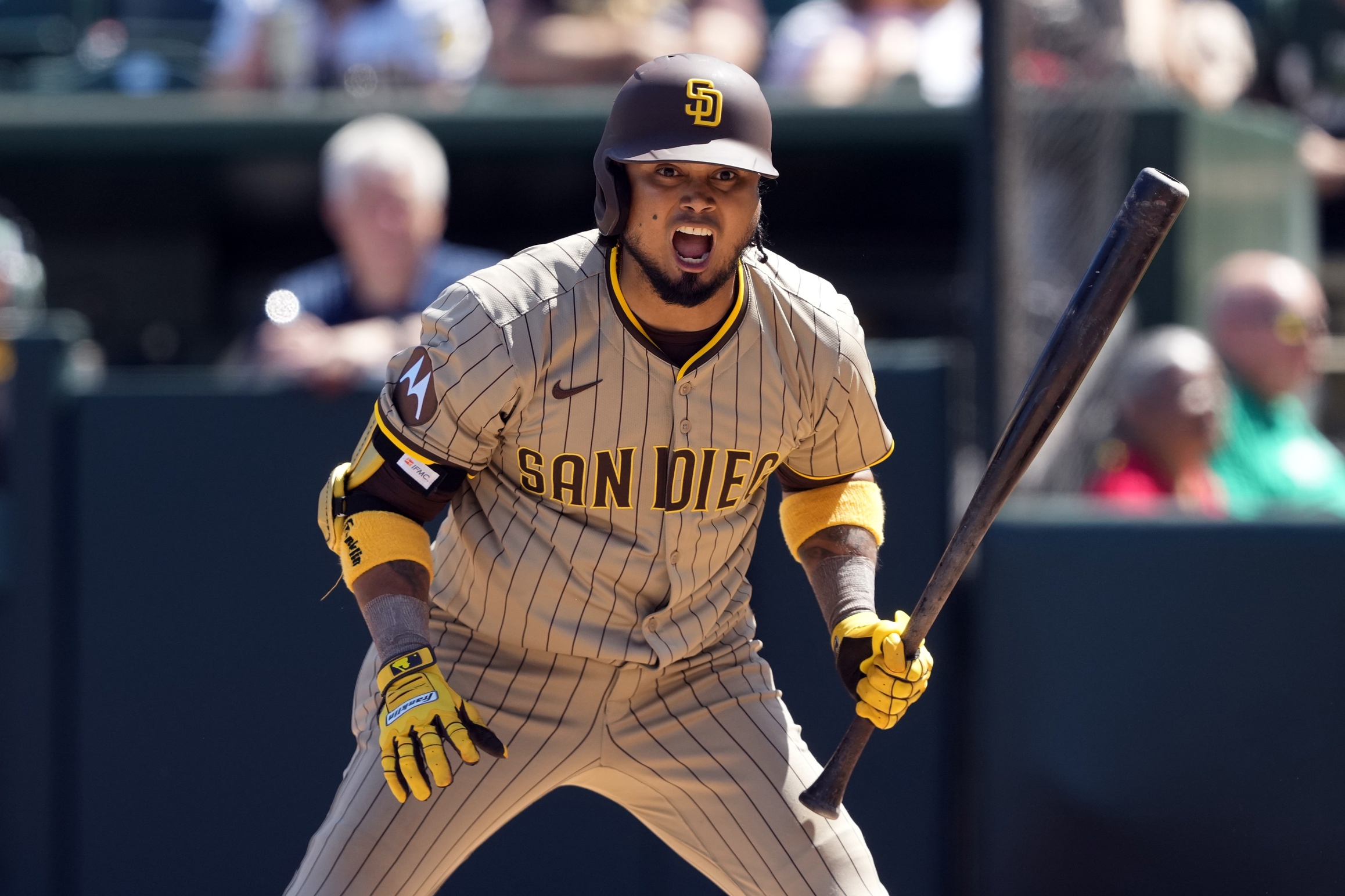 mlb picks Luis Arraez San Diego Padres predictions best bet odds