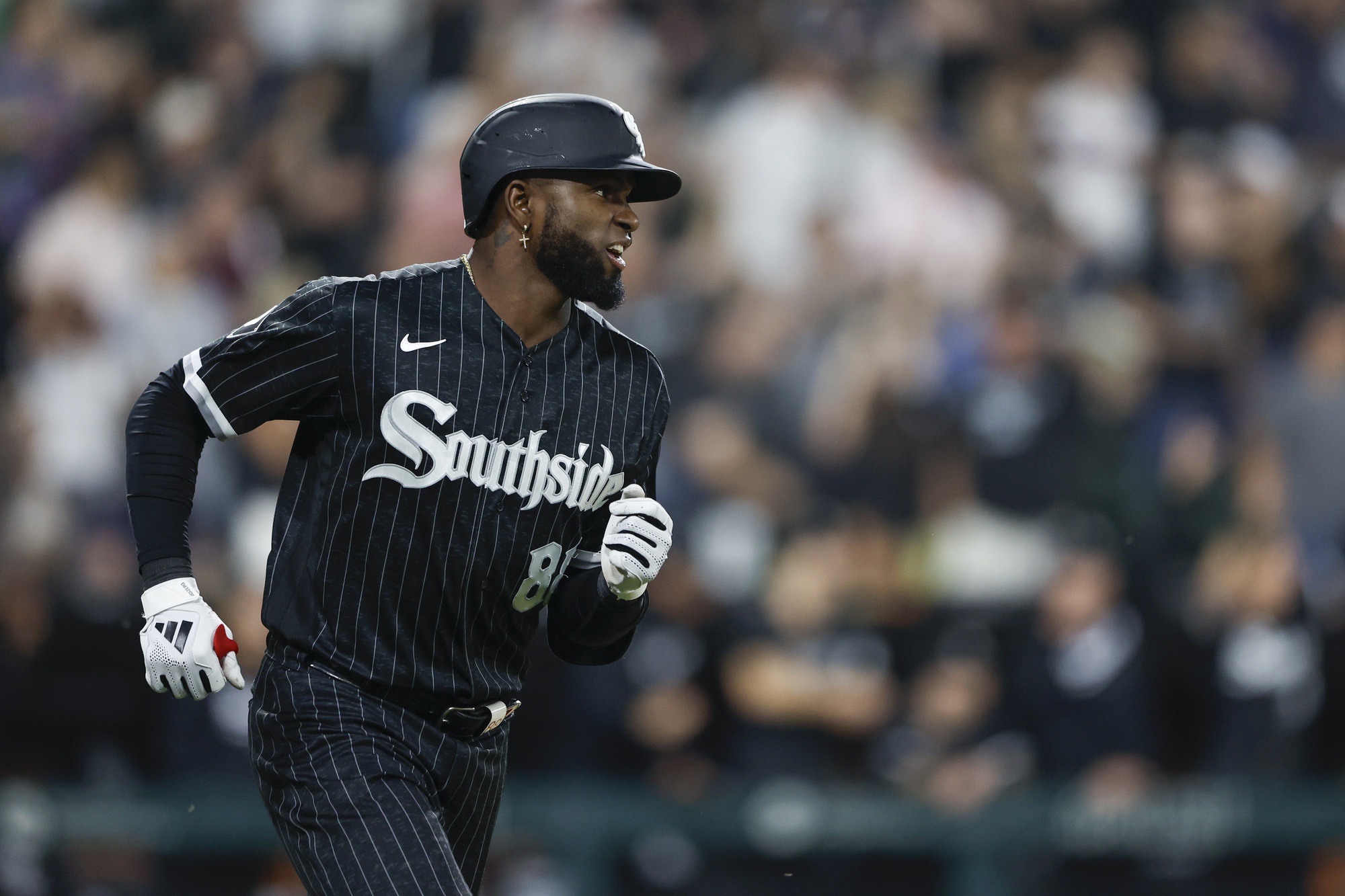 mlb picks Luis Robert Chicago White Sox predictions best bet odds