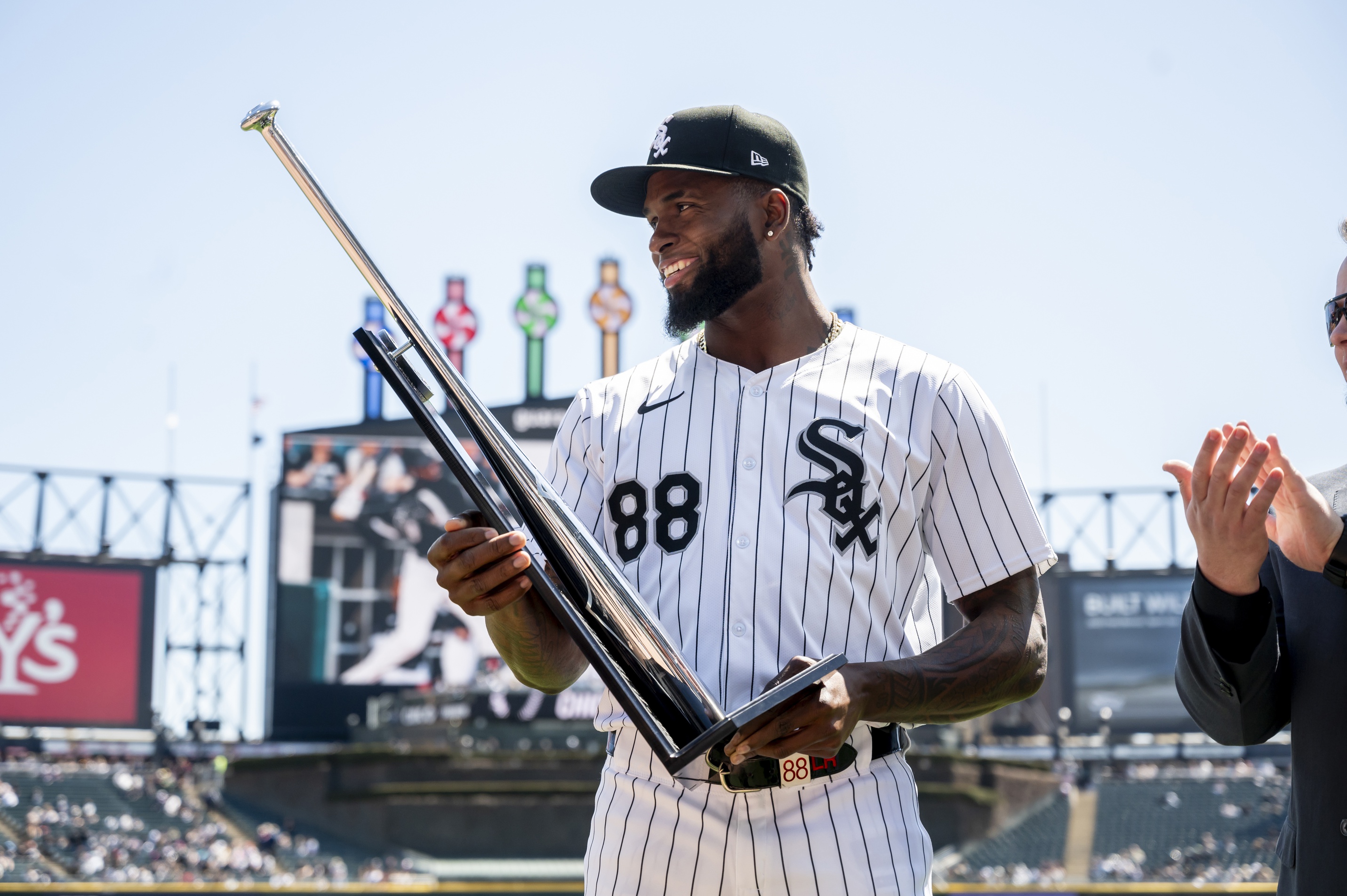 mlb picks Luis Robert Chicago White Sox predictions best bet odds