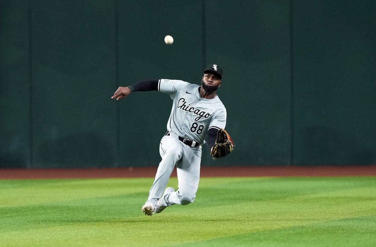 mlb picks Luis Robert Chicago White Sox predictions best bet odds