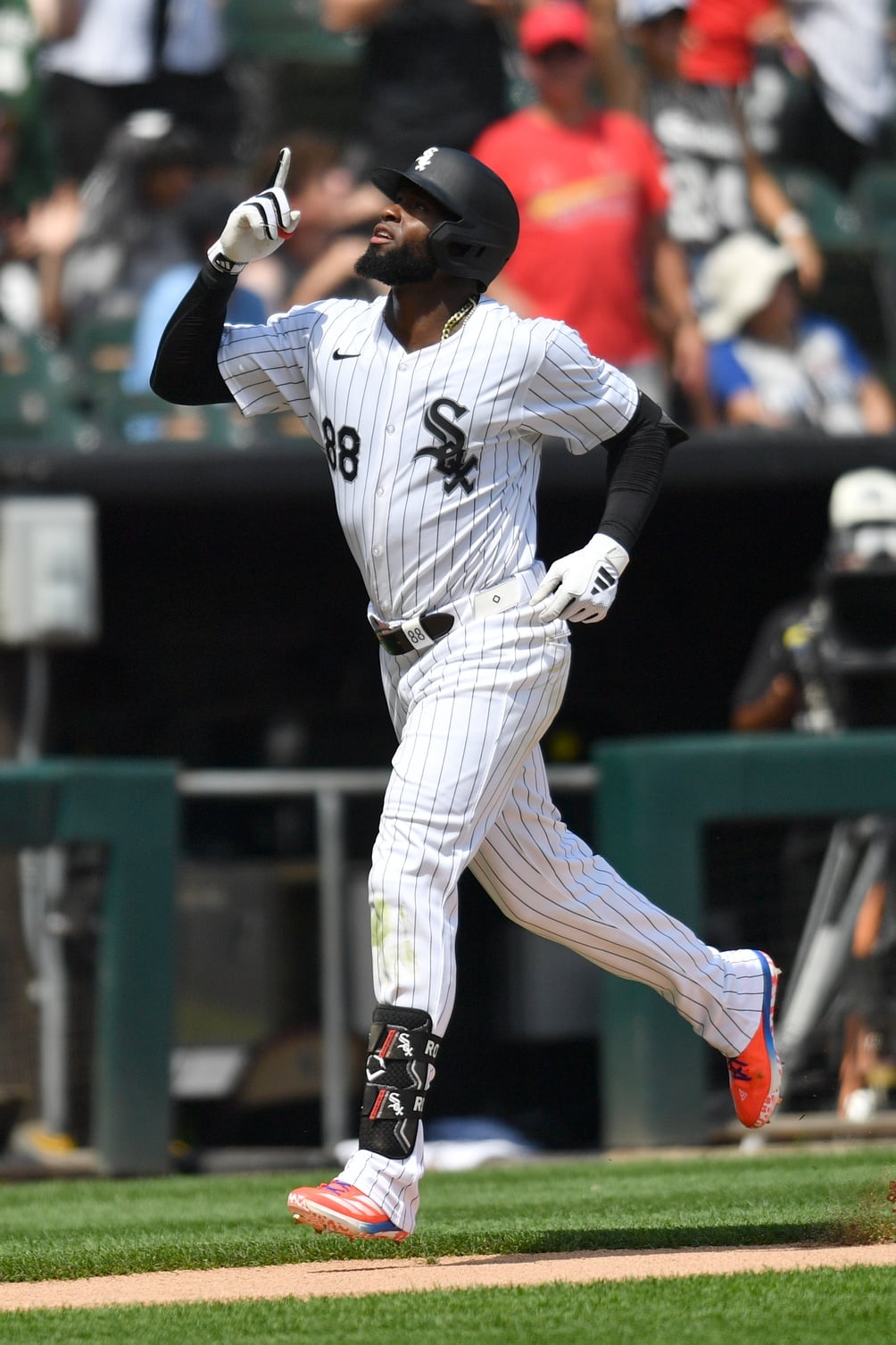 mlb picks Luis Robert Chicago White Sox predictions best bet odds