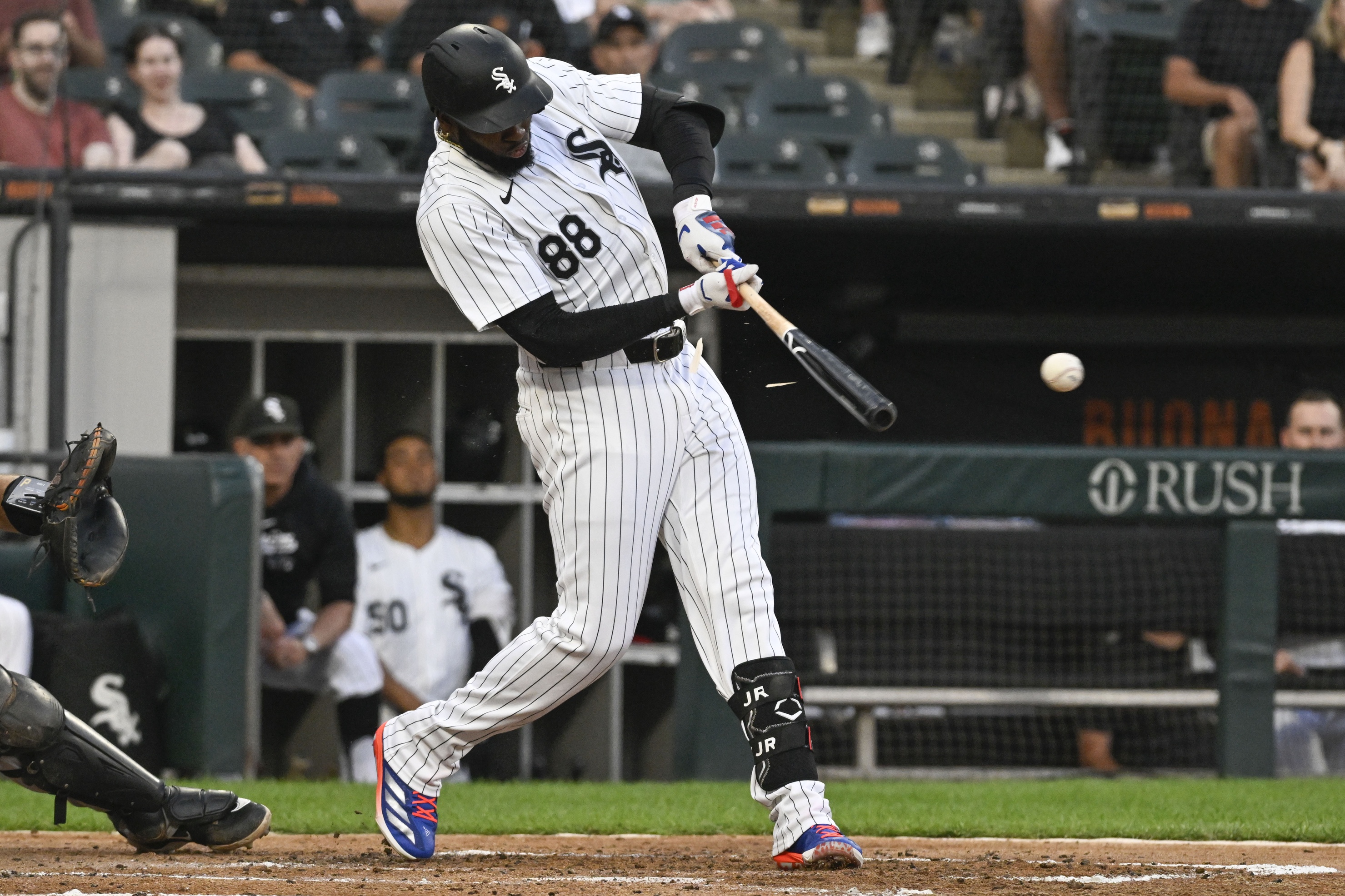 mlb picks Luis Robert Chicago White Sox predictions best bet odds