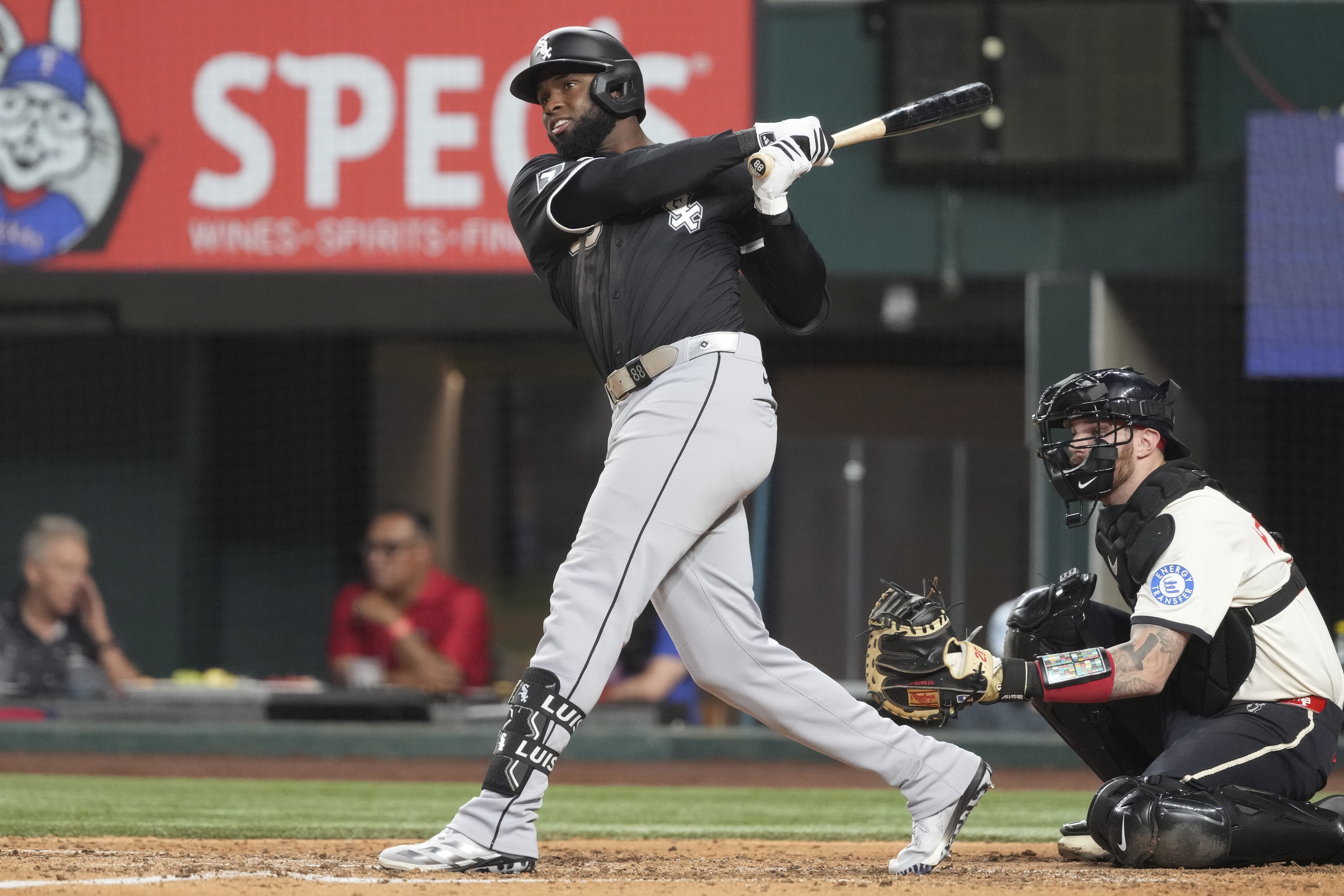 mlb picks Luis Robert Chicago White Sox predictions best bet odds