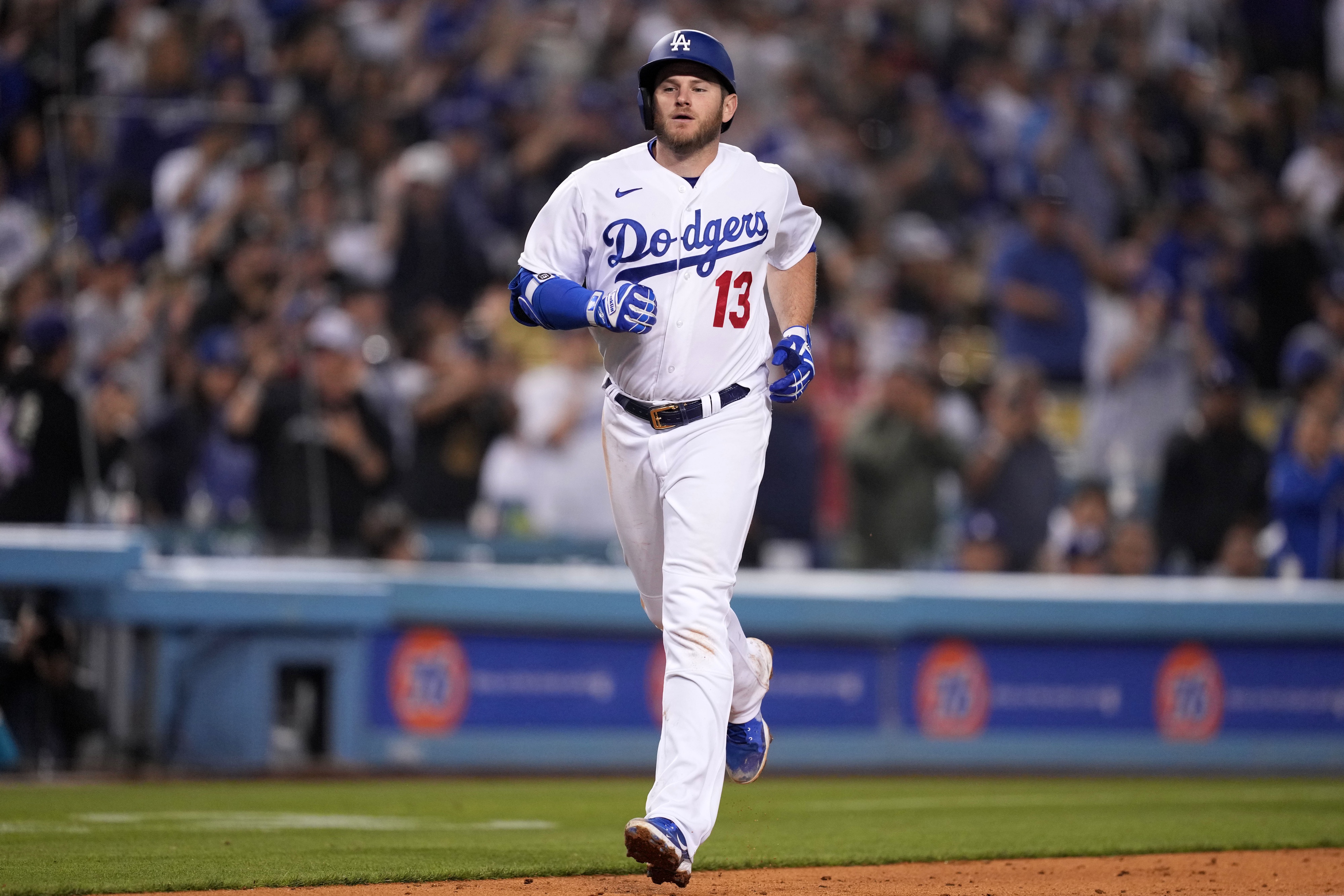 mlb picks Max Muncy Los Angeles Dodgers predictions best bet odds