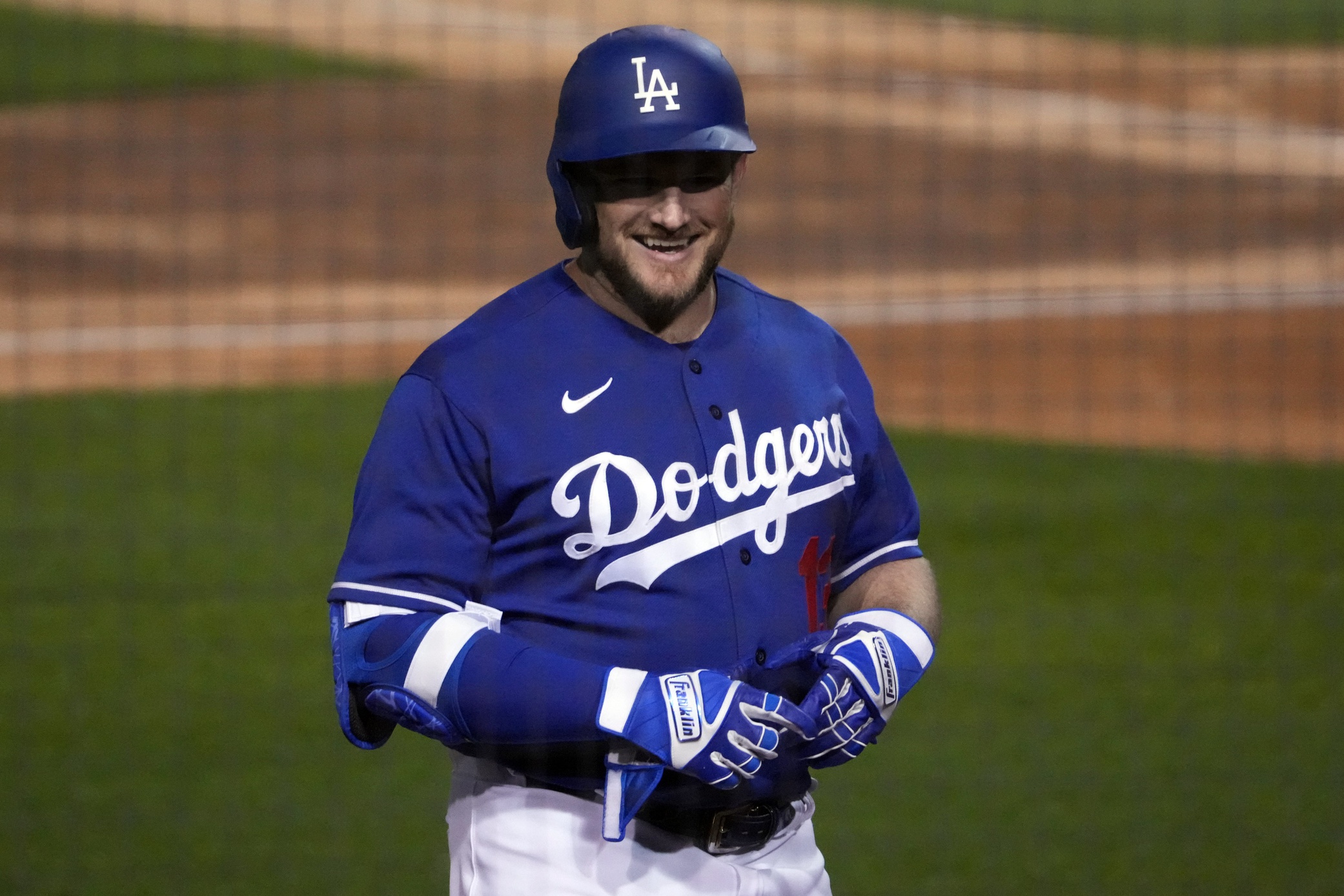 mlb picks Max Muncy Los Angeles Dodgers predictions best bet odds