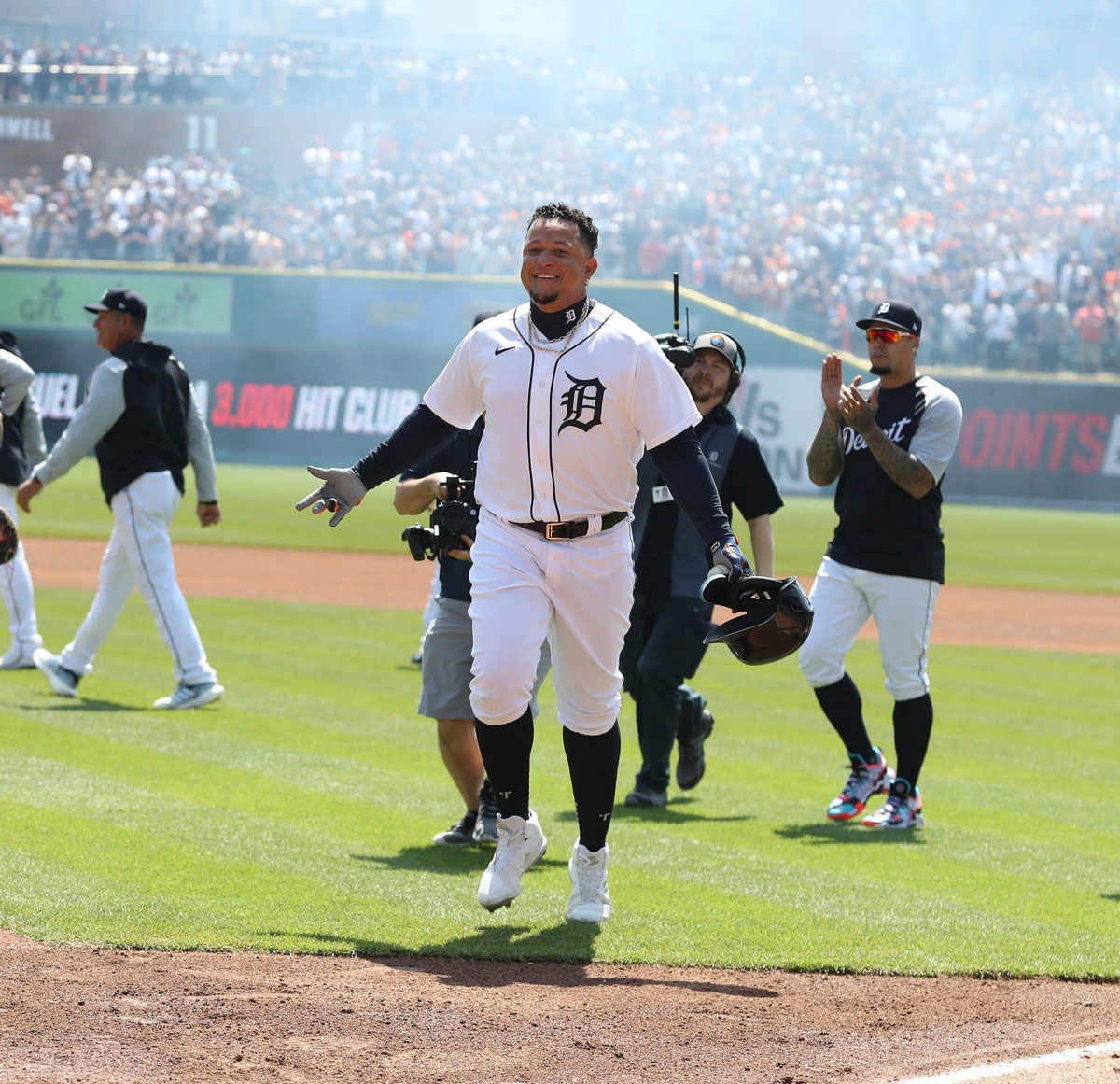 mlb picks Miguel Cabrera Detroit Tigers predictions best bet odds