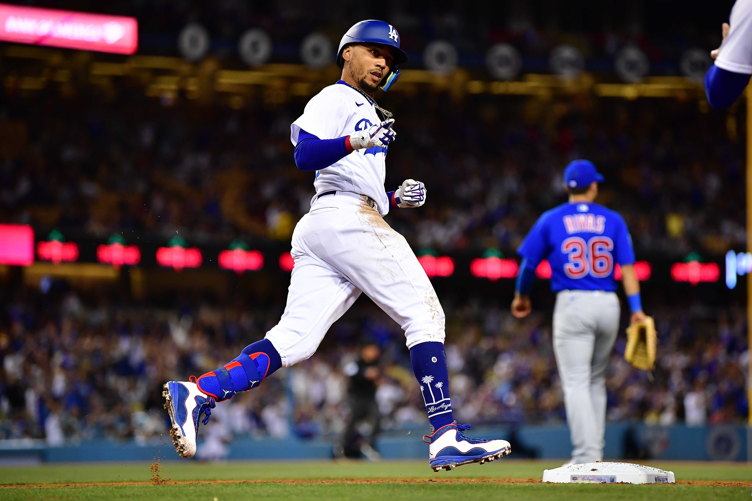 mlb picks Mookie Betts Los Angeles Dodgers predictions best bet odds