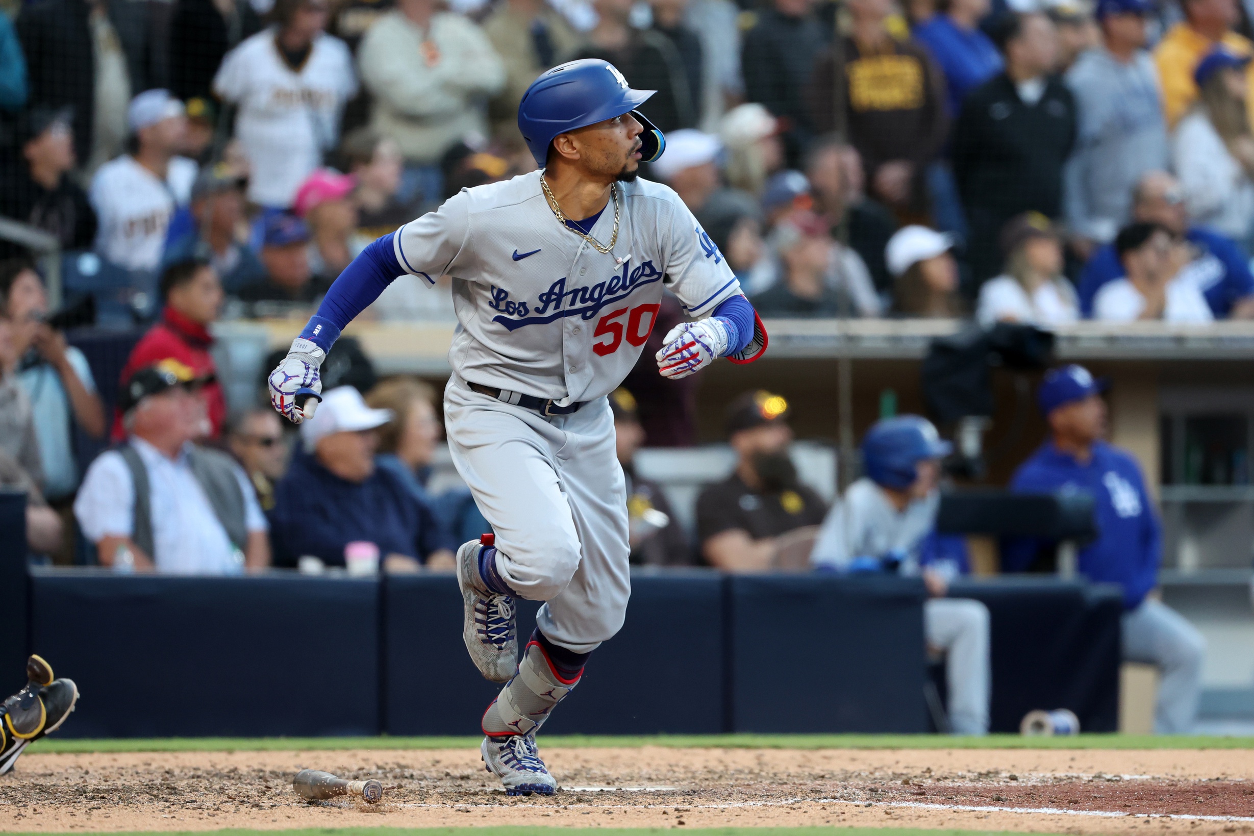 mlb picks Mookie Betts Los Angeles Dodgers predictions best bet odds