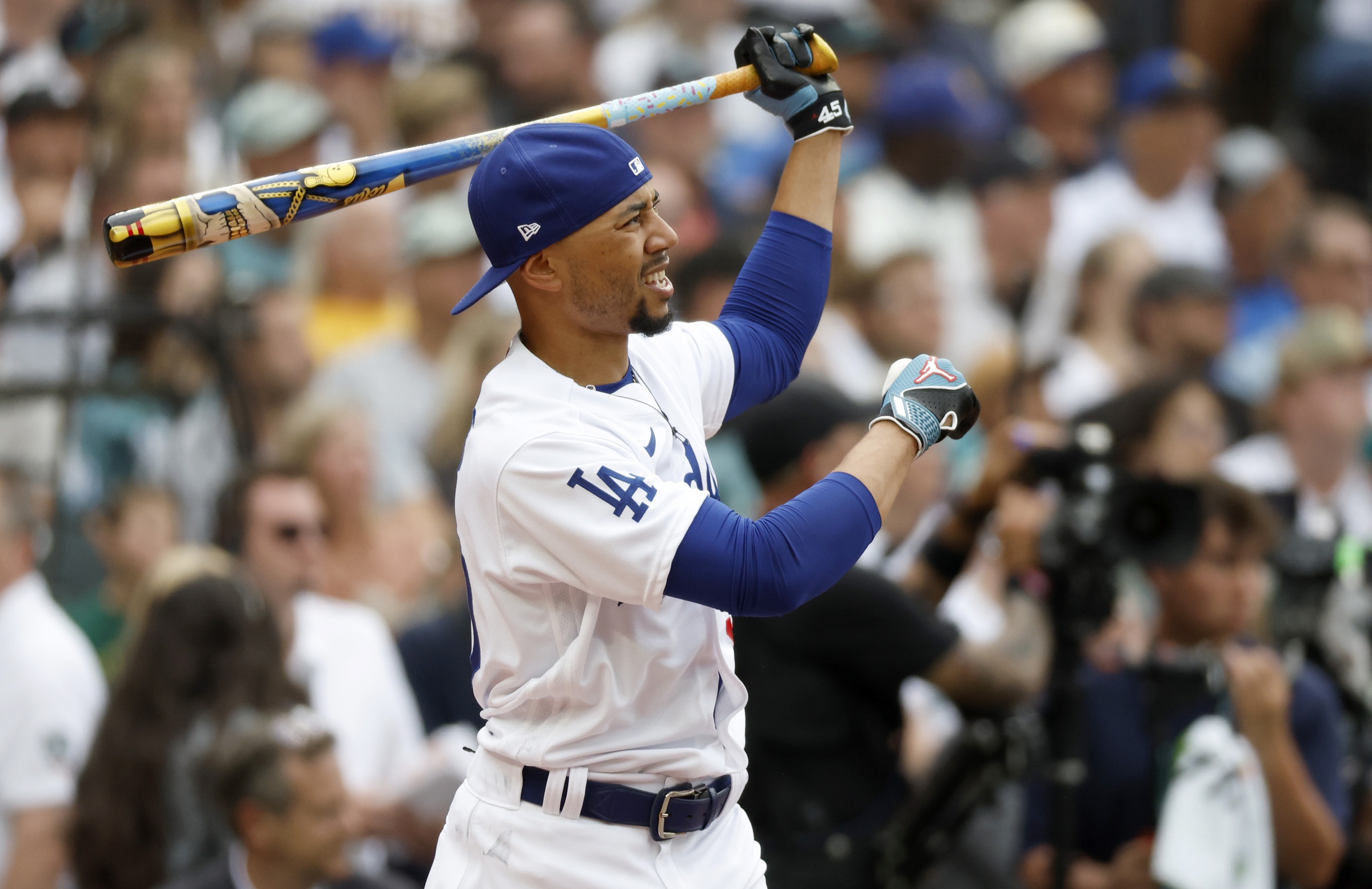 mlb picks Mookie Betts Los Angeles Dodgers predictions best bet odds