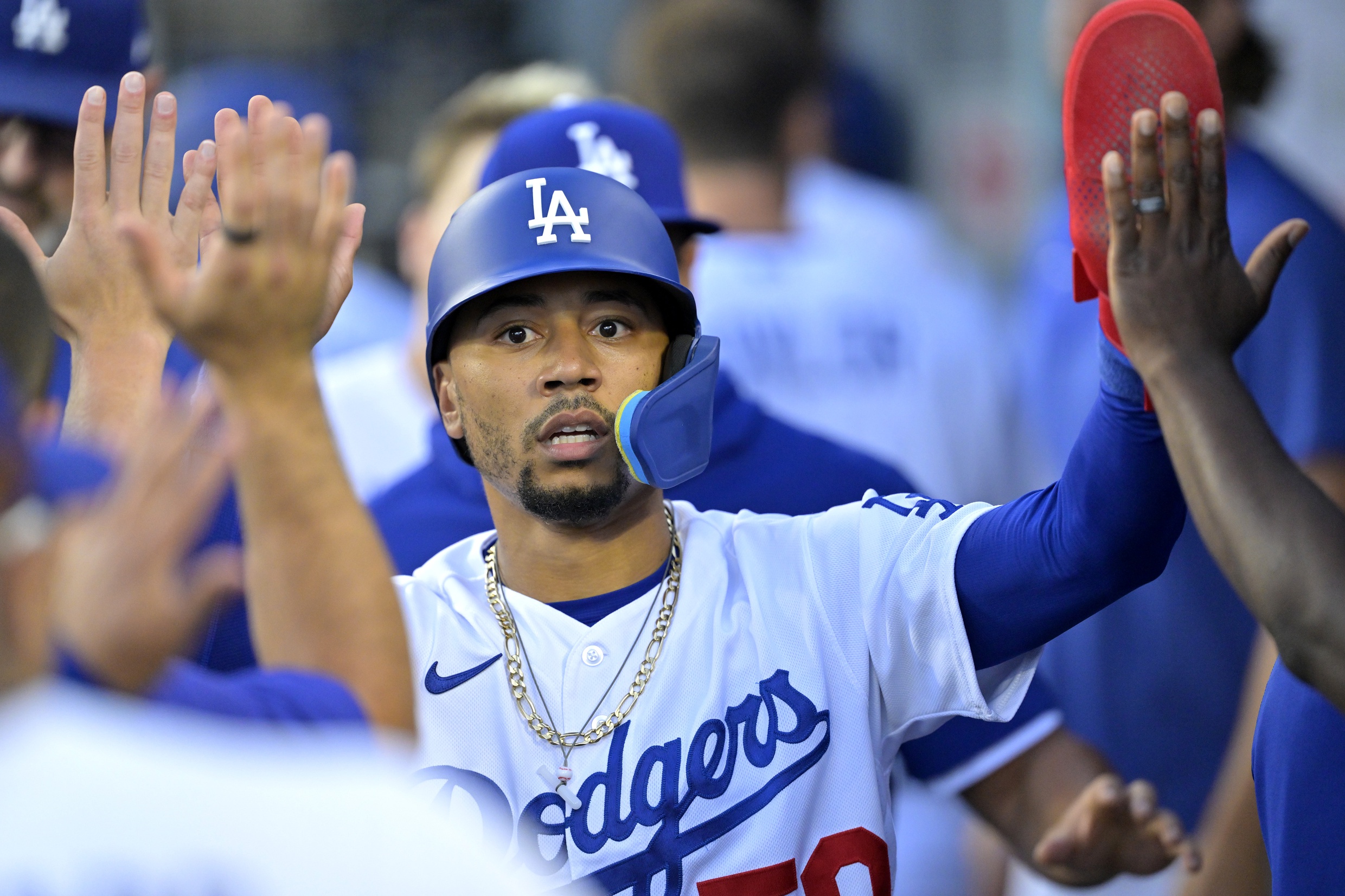 mlb picks Mookie Betts Los Angeles Dodgers predictions best bet odds