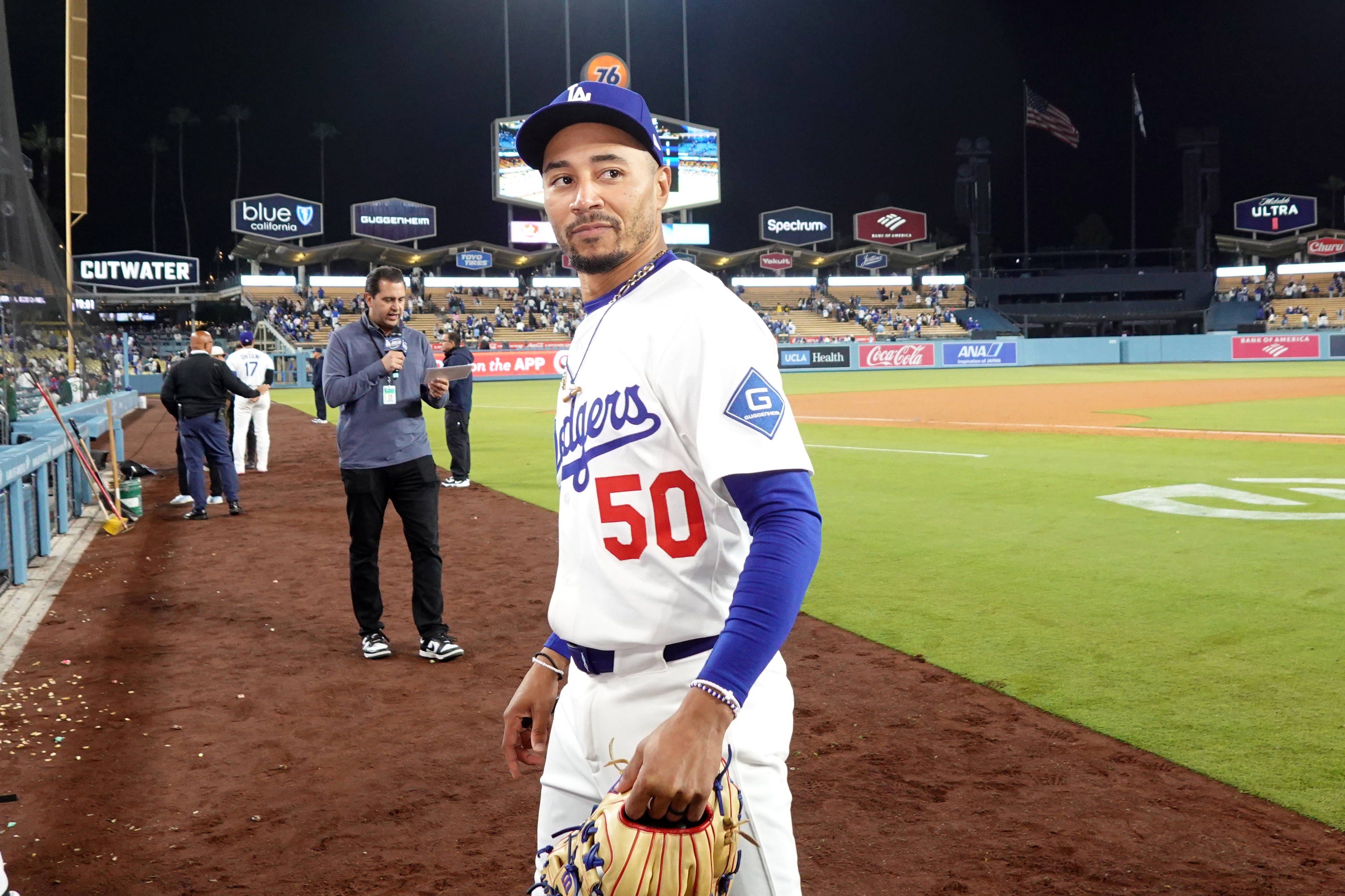 mlb picks Mookie Betts Los Angeles Dodgers predictions best bet odds