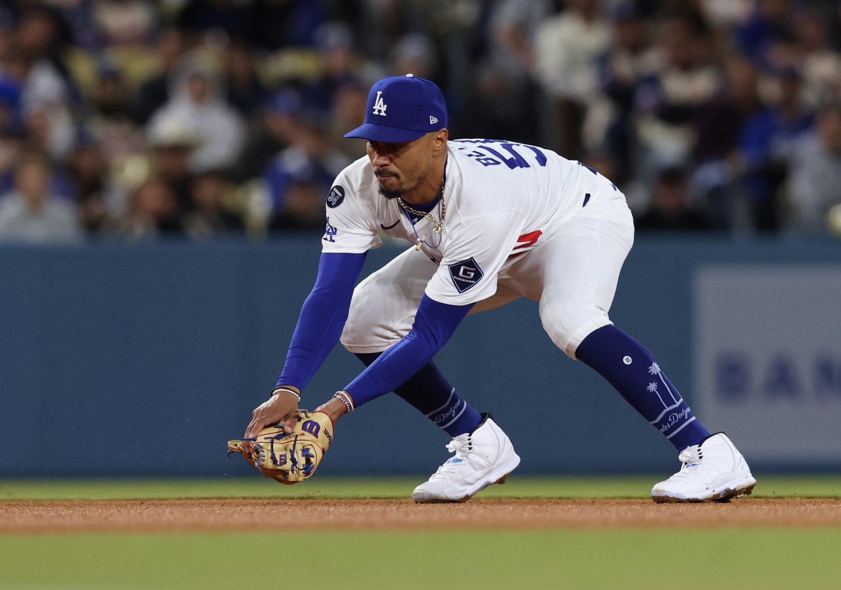 mlb picks Mookie Betts Los Angeles Dodgers predictions best bet odds