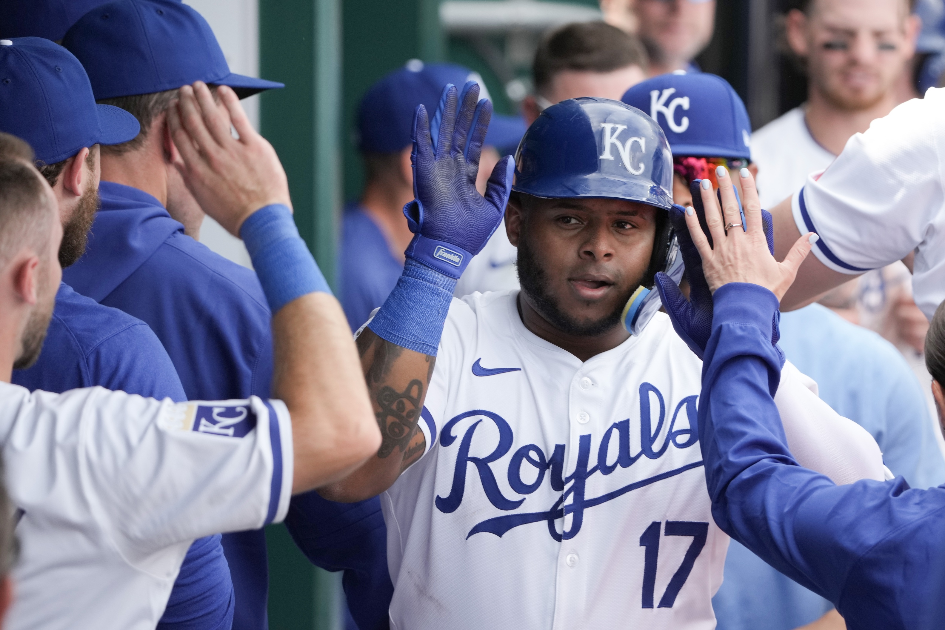mlb picks Nelson Velazquez Kansas City Royals predictions best bet odds