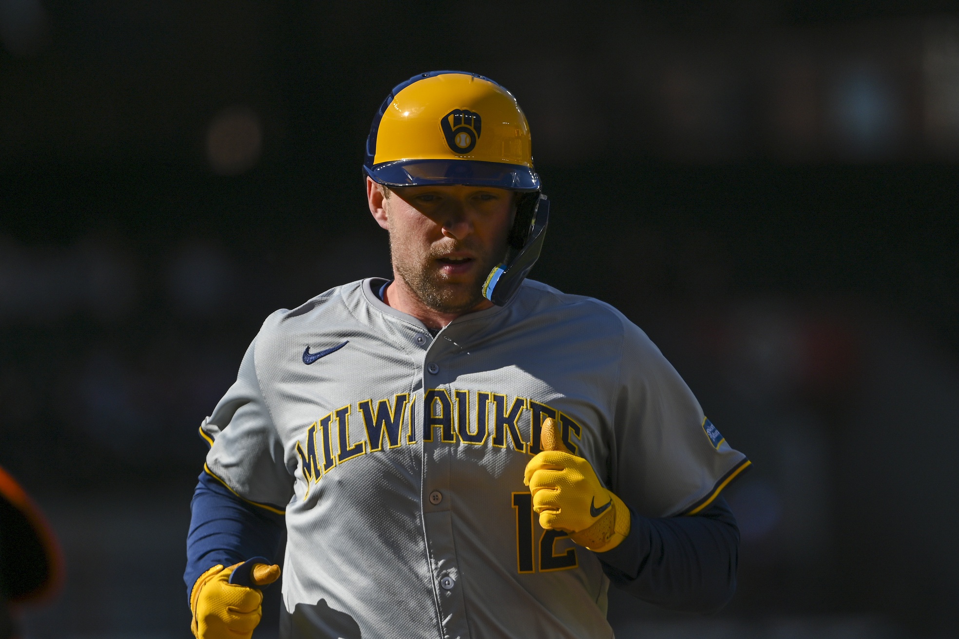 mlb picks Rhys Hoskins Milwaukee Brewers predictions best bet odds