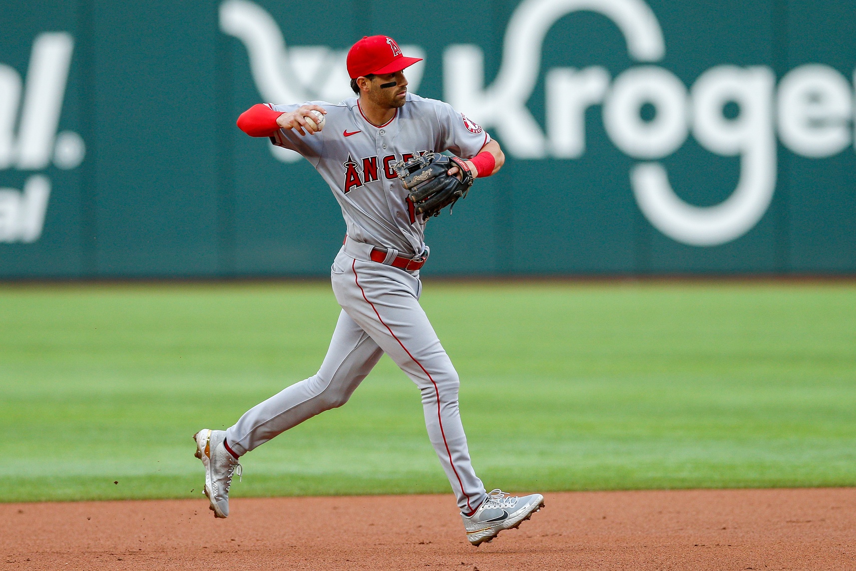 mlb picks Tyler Wade Los Angeles Angels predictions best bet odds