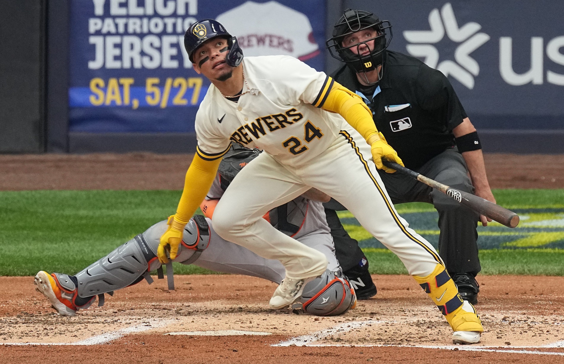 mlb picks William Contreras Milwaukee Brewers predictions best bet odds