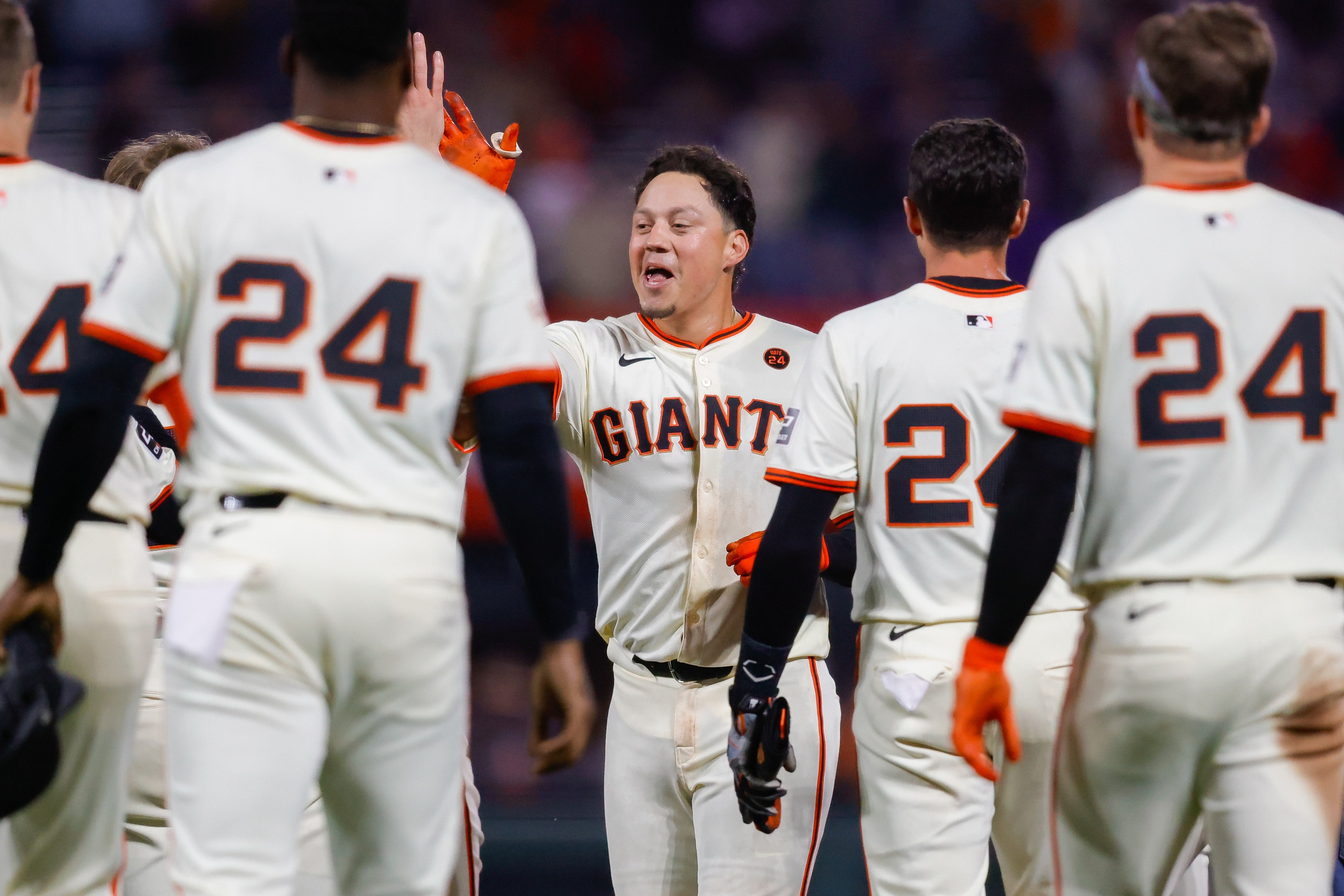 mlb picks Wilmer Flores San Francisco Giants predictions best bet odds