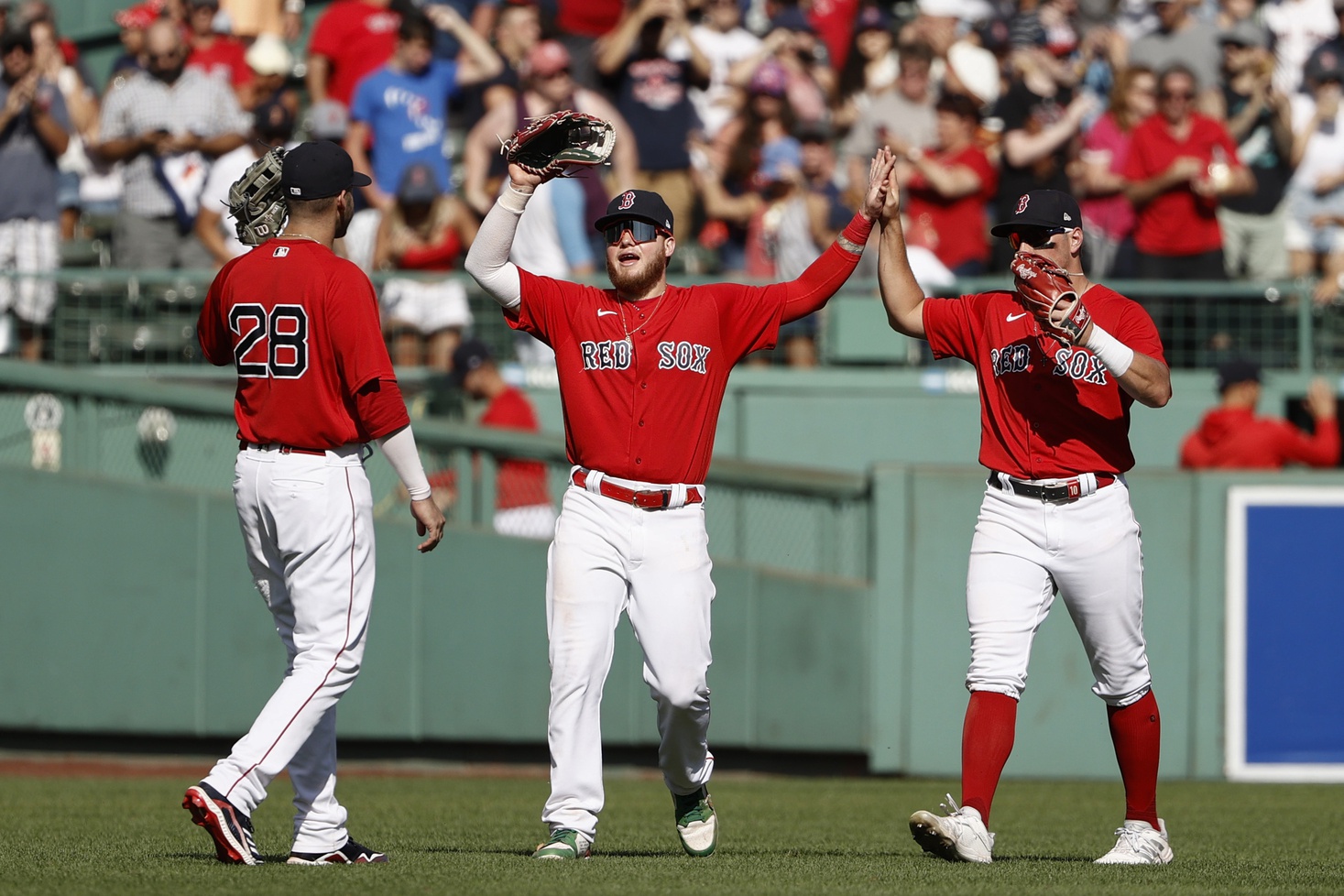 MLB steam moves Boston Red Sox