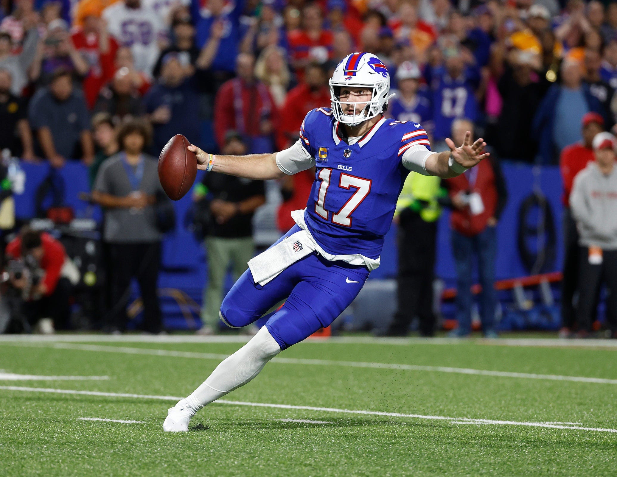 Monday Night Football picks for Denver Broncos vs. Buffalo Bills Josh Allen