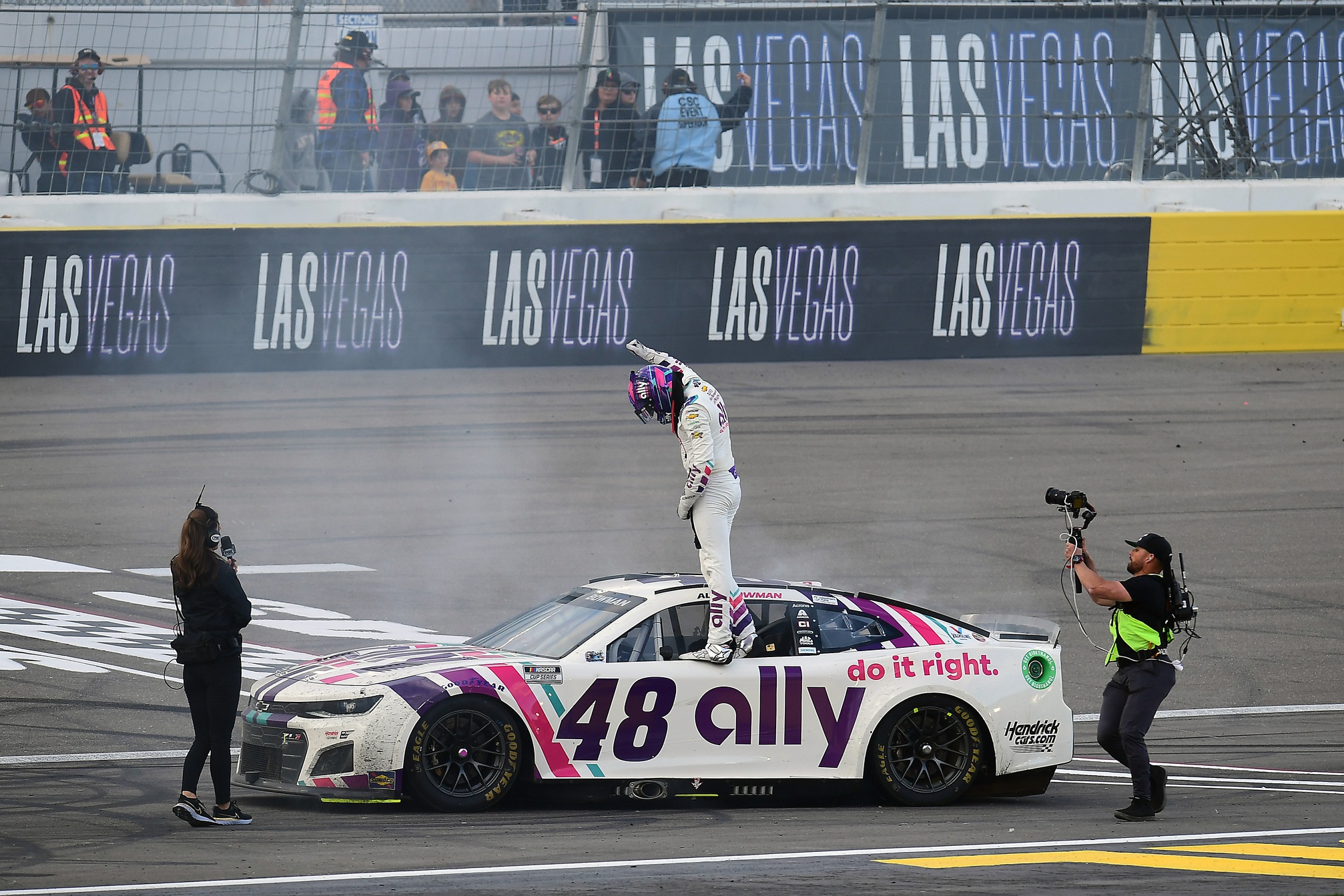 nascar picks Alex Bowman predictions best bet odds