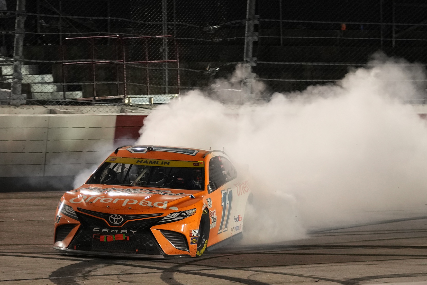 nascar picks Denny Hamlin predictions best bet odds