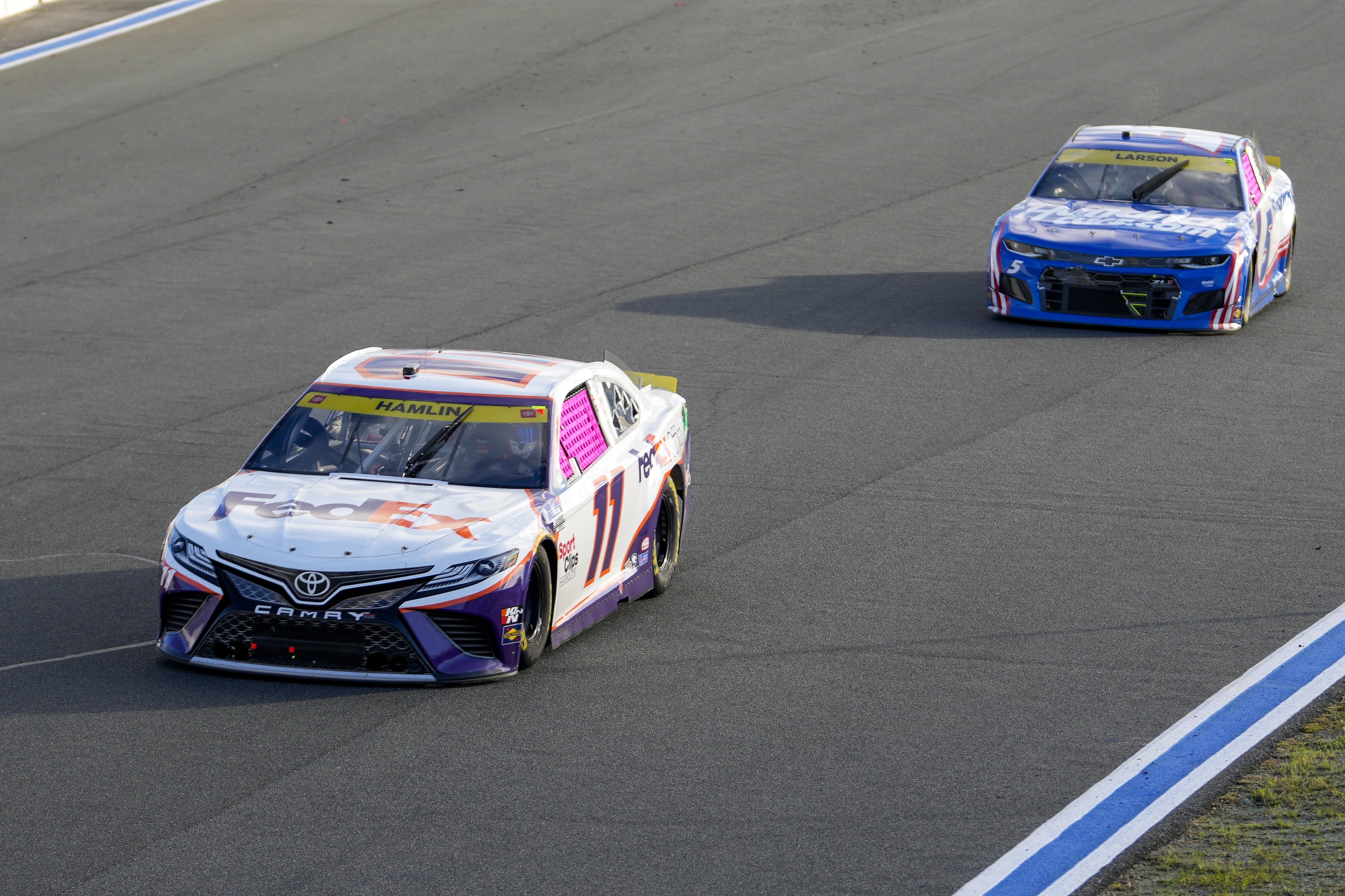 nascar picks Denny Hamlin predictions best bet odds