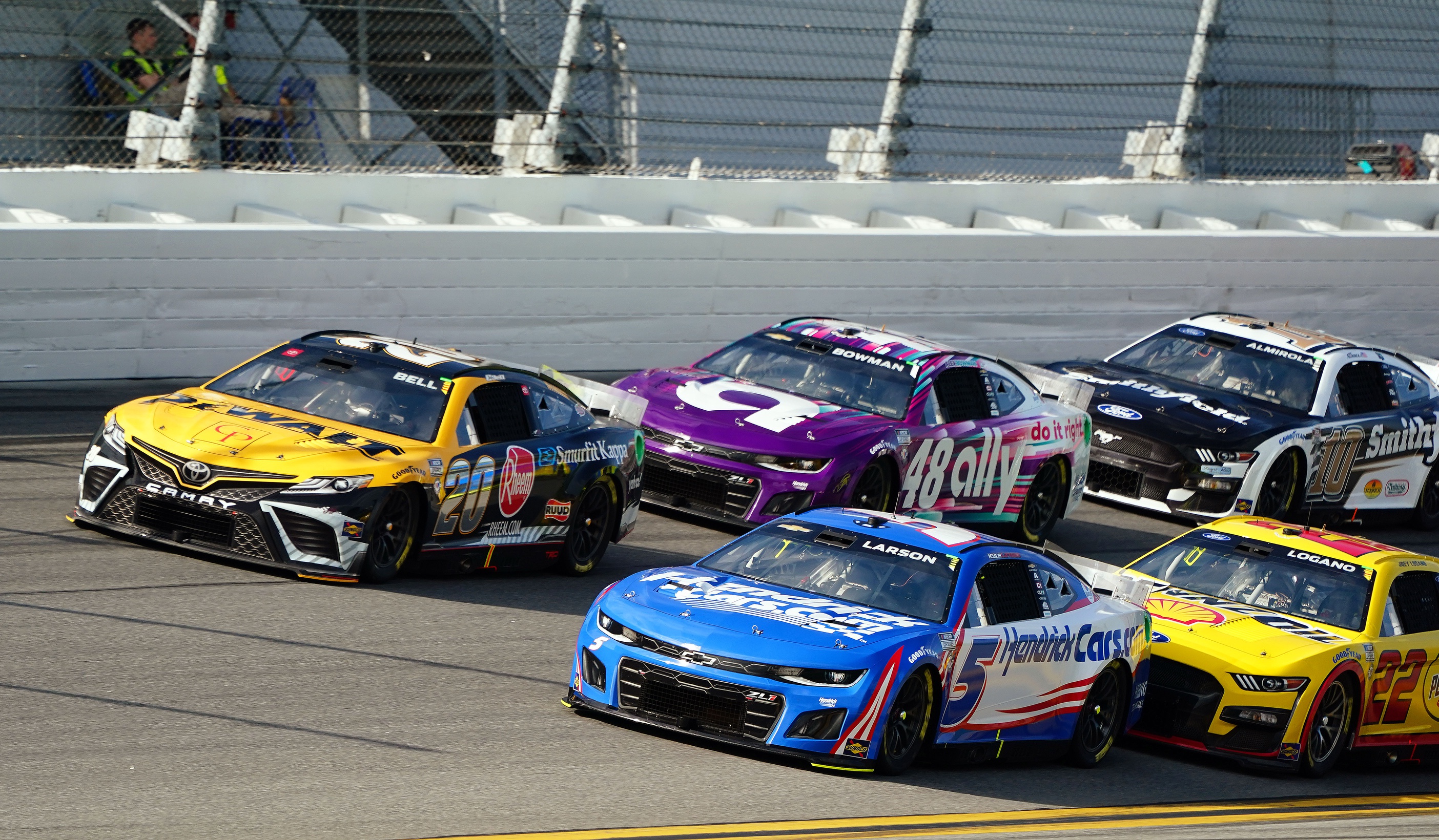 nascar picks Kyle Larson predictions best bet odds