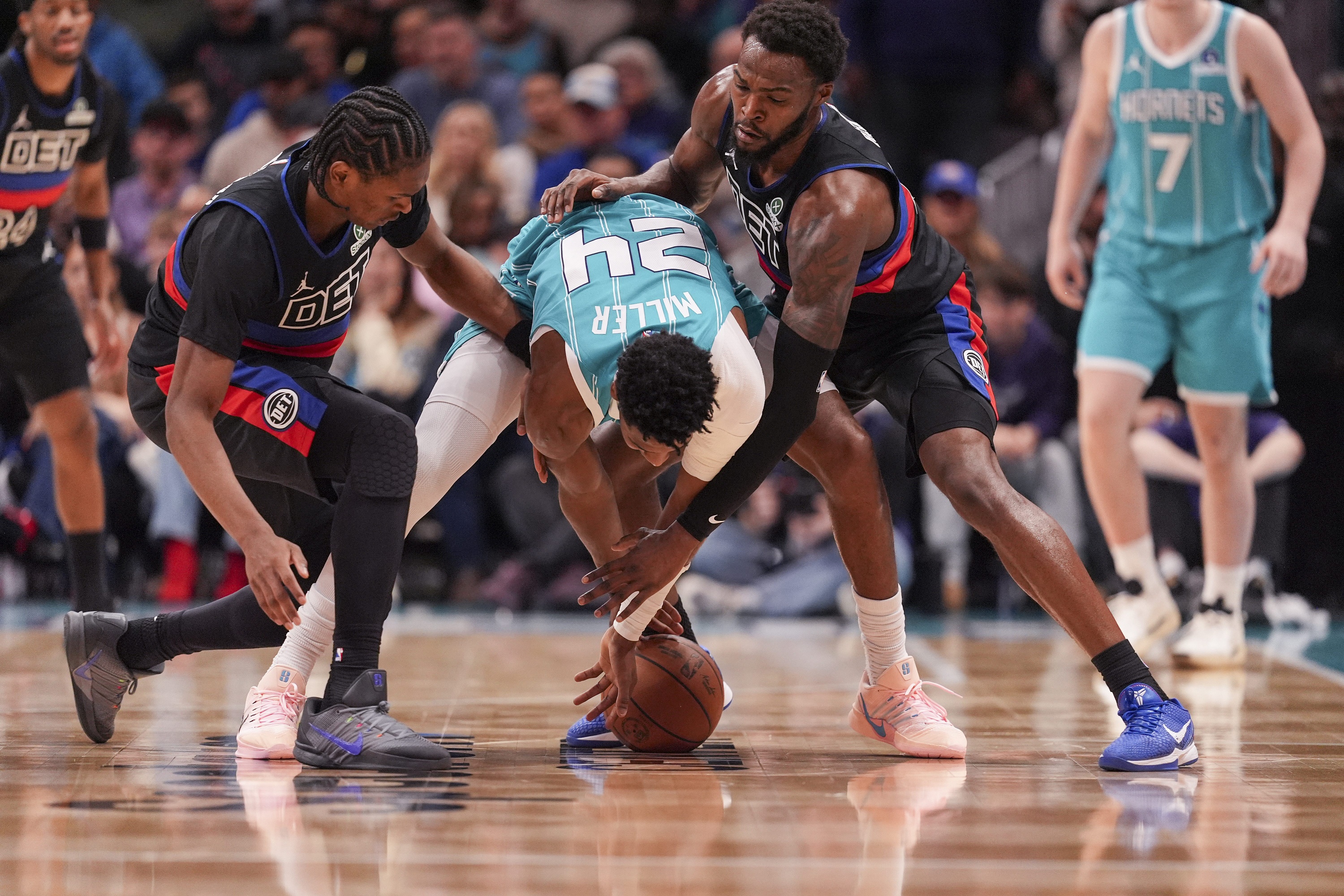 NBA betting Atlanta Hawks season long handicapping vs Charlotte Hornets Brandon Miller