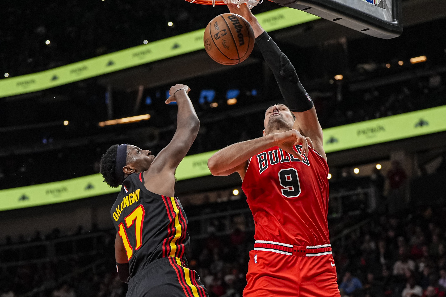 NBA betting Atlanta Hawks season long handicapping vs Chicago Bulls Nikola Vucevic