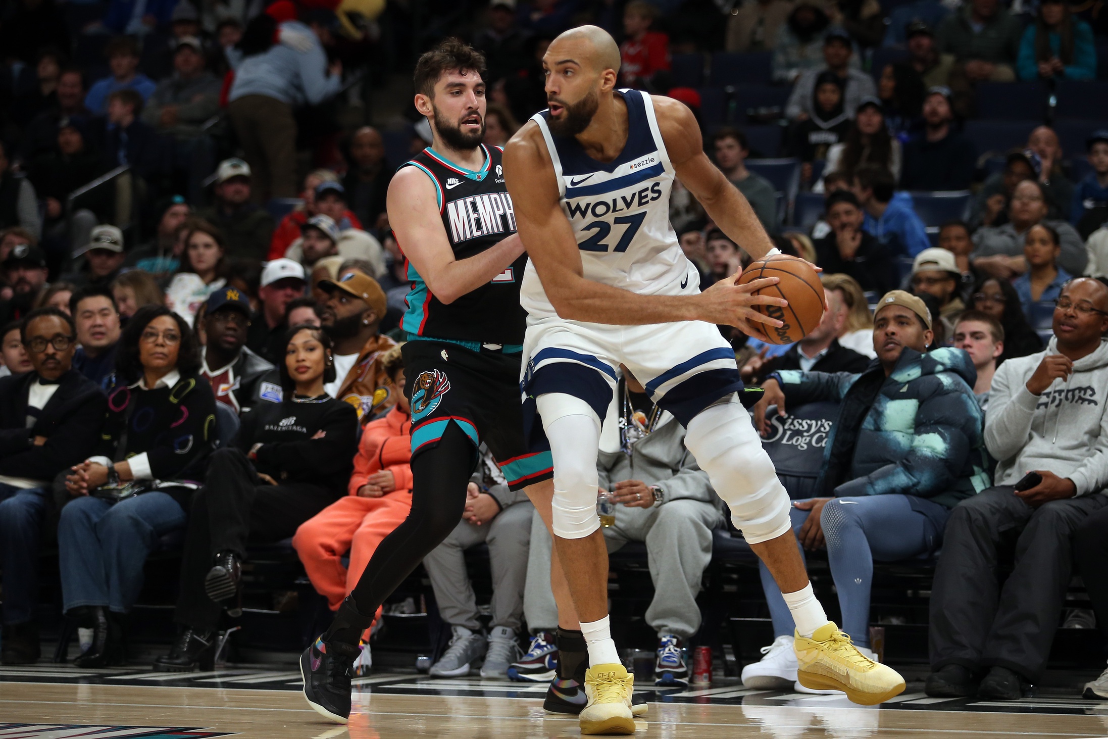 NBA betting Atlanta Hawks season long handicapping vs Minnesota Timberwolves Rudy Gobert