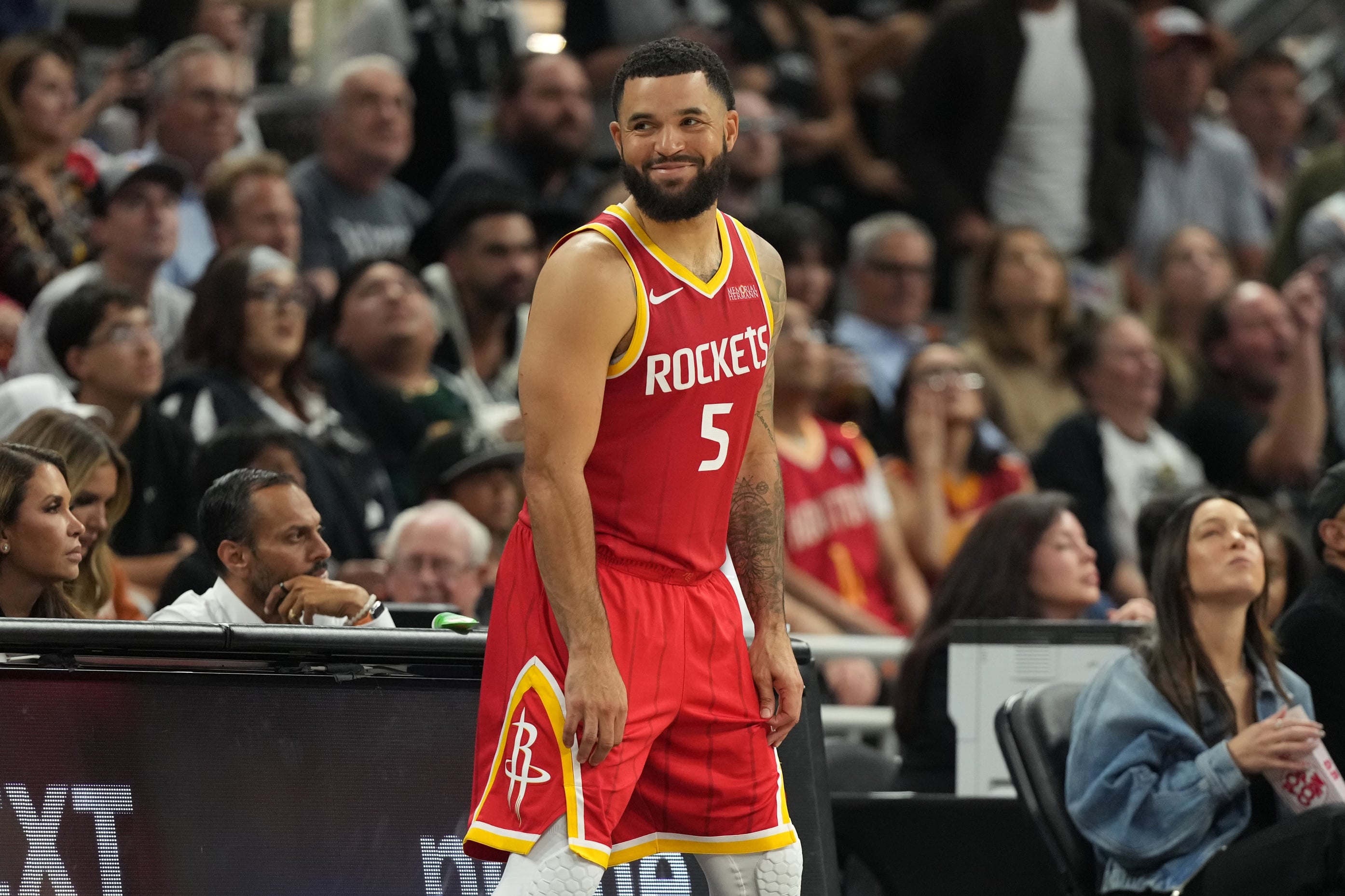 NBA betting Houston Rockets season long handicapping vs Dallas Mavericks Fred VanVleet