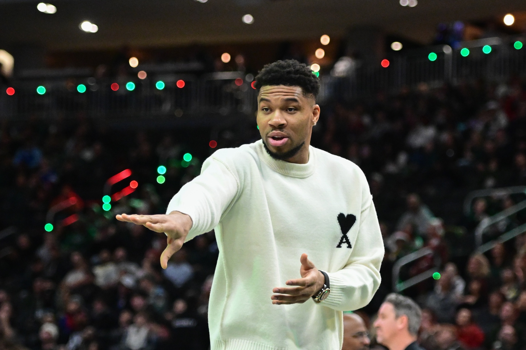 NBA hot and cold ATS and over under Giannis Antetokounmpo Milwaukee Bucks