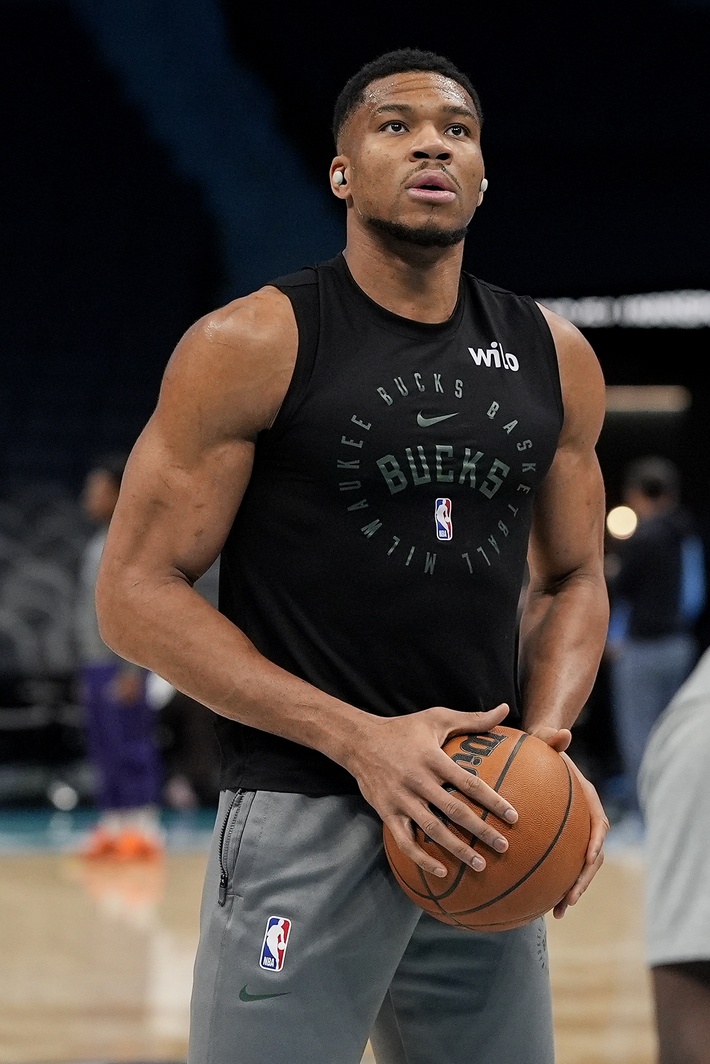 nba picks Giannis Antetokounmpo Milwaukee Bucks predictions best bet odds