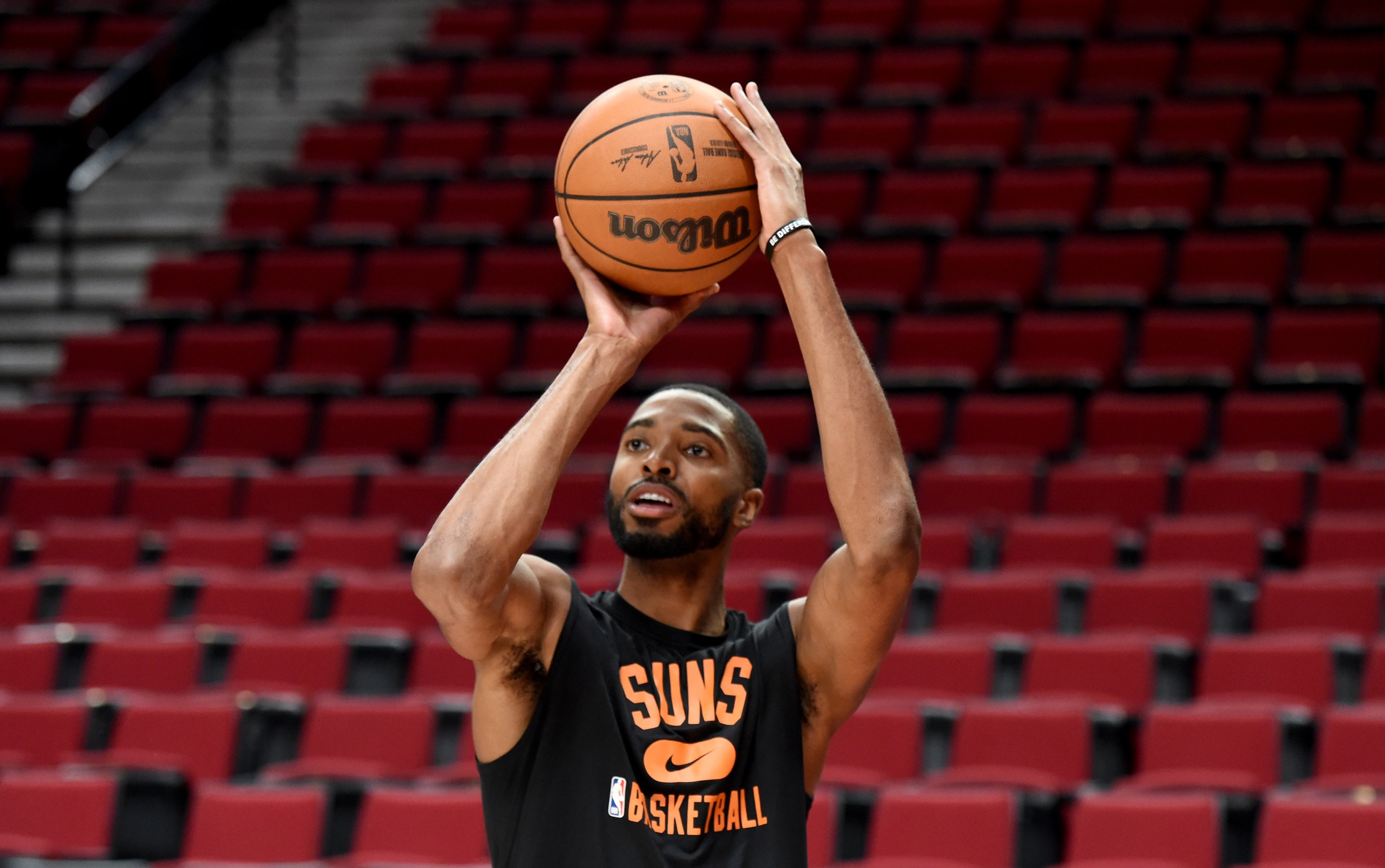 nba picks Mikal Bridges Phoenix Suns predictions best bet odds