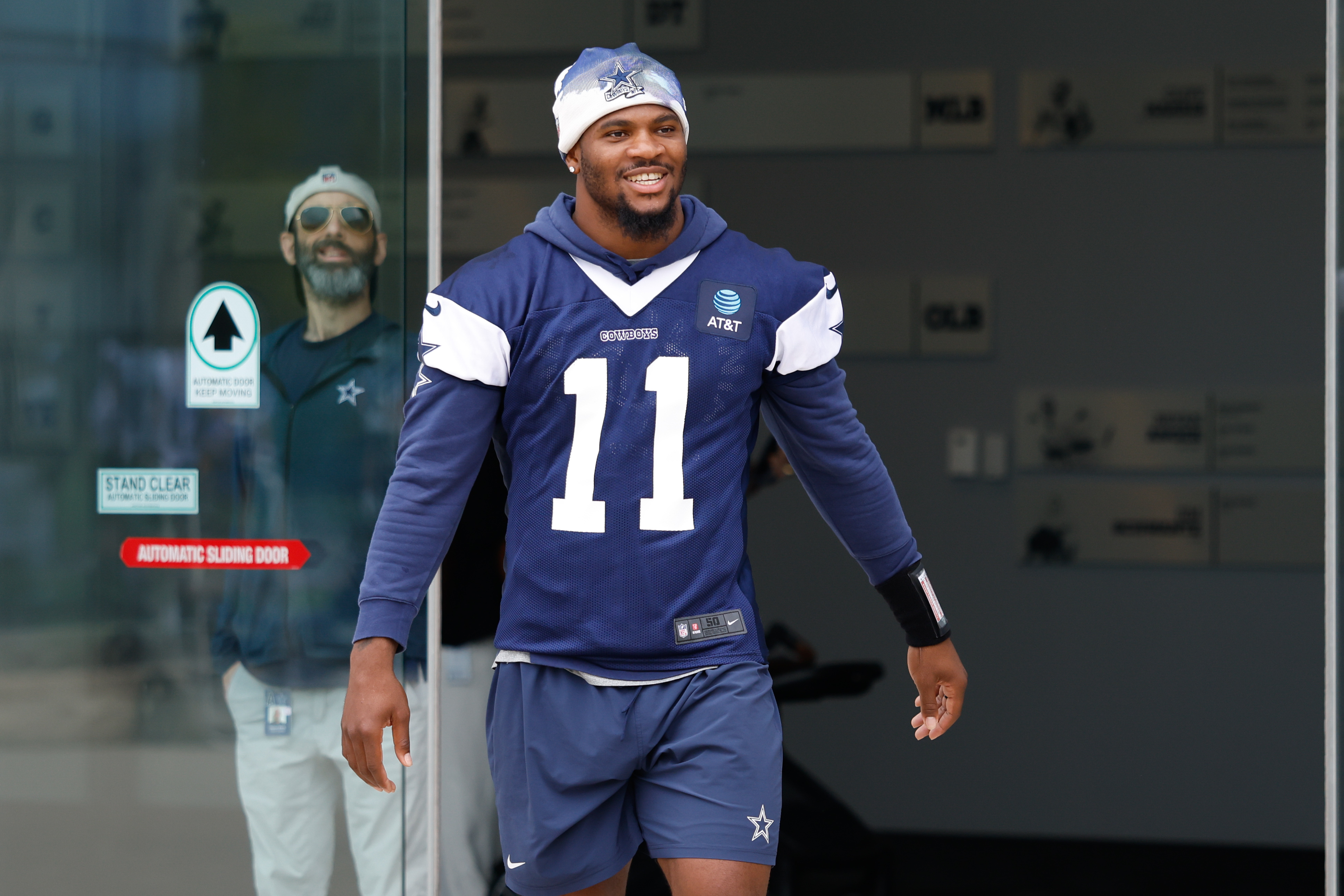 NFL linebackers who could have played offense Micah Parsons