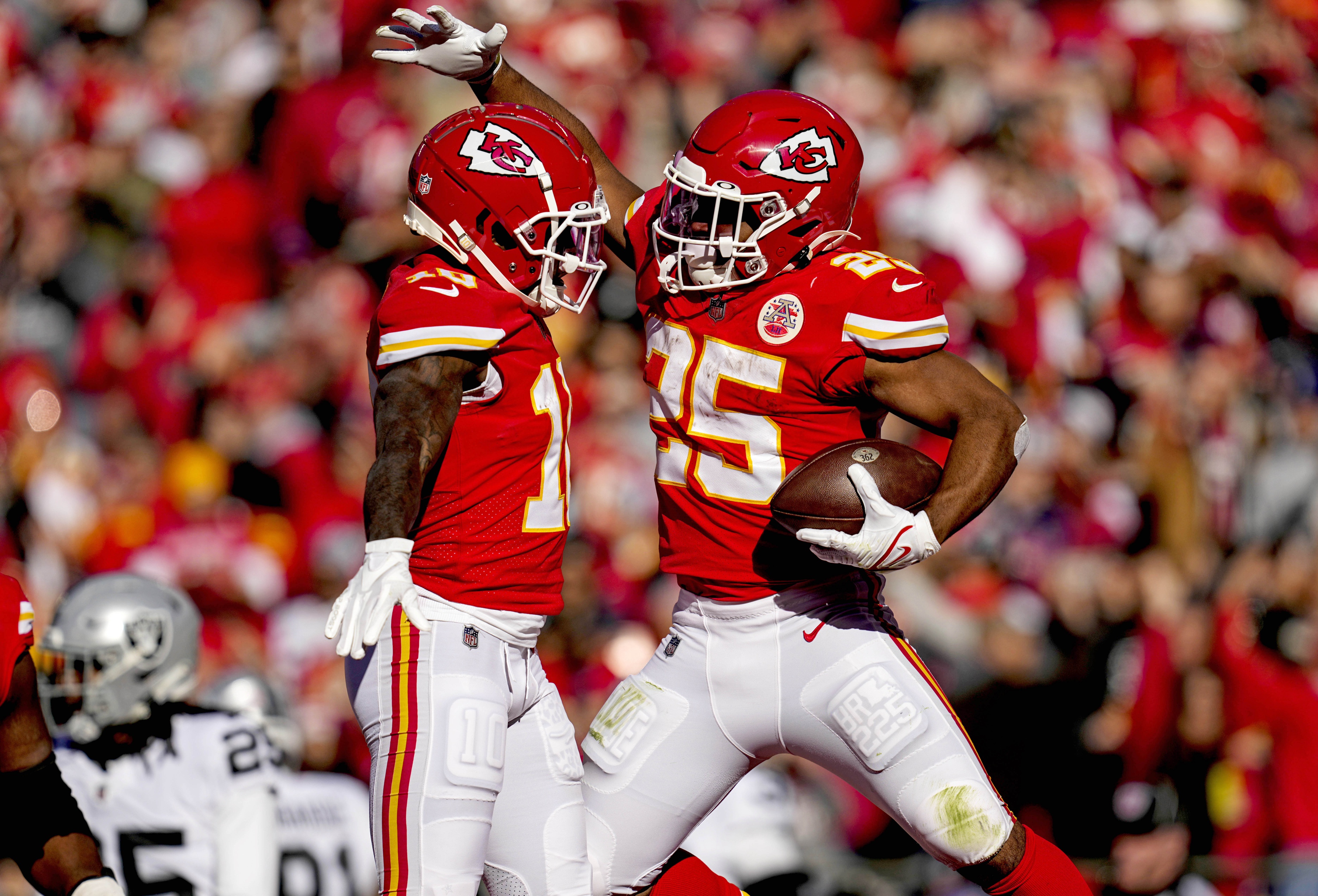 NFL office pool picks Week 15 Tyreek Hill Kansas City Chiefs