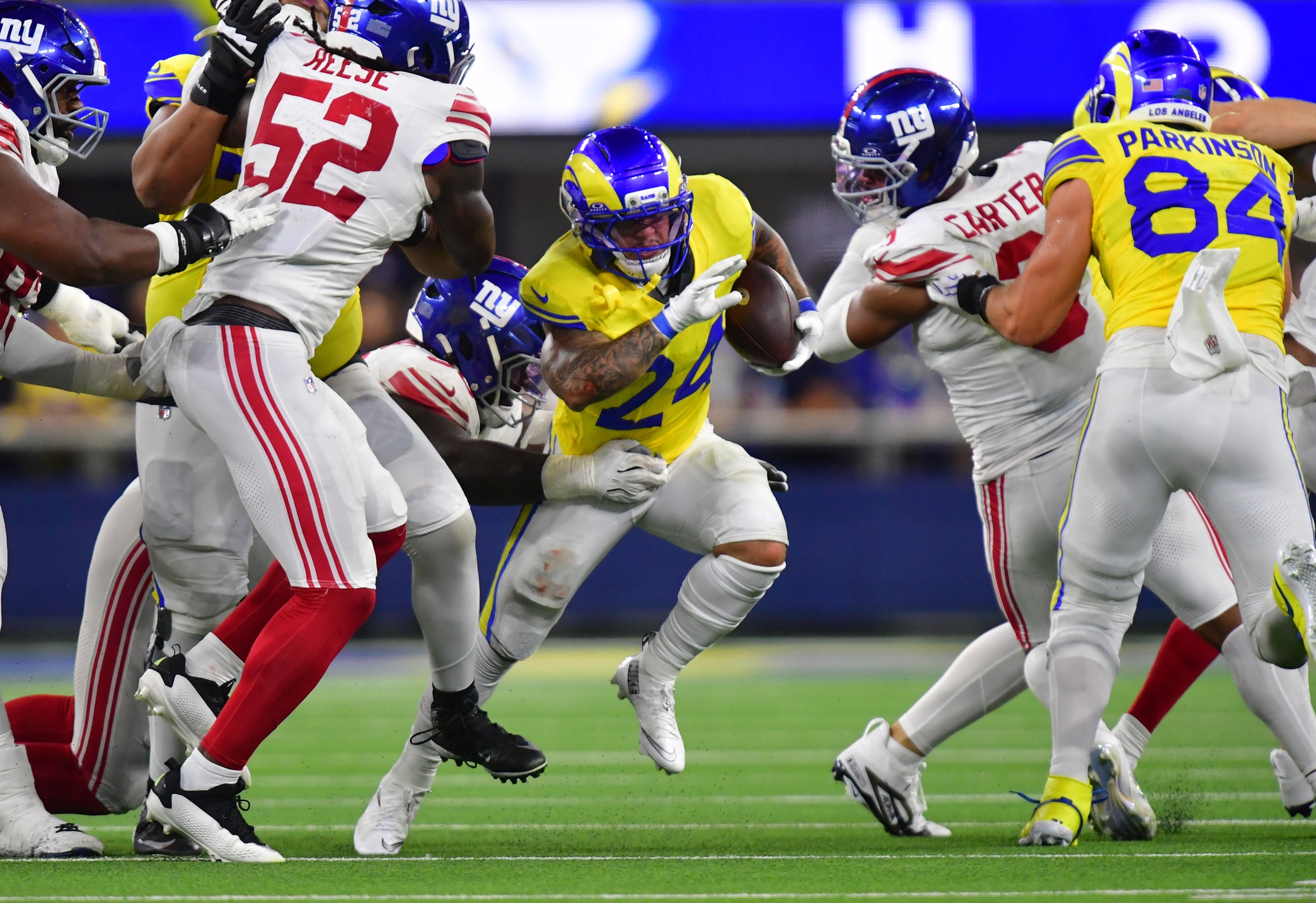 NFL office pool picks Week 2 Blake Corum Los Angeles Rams