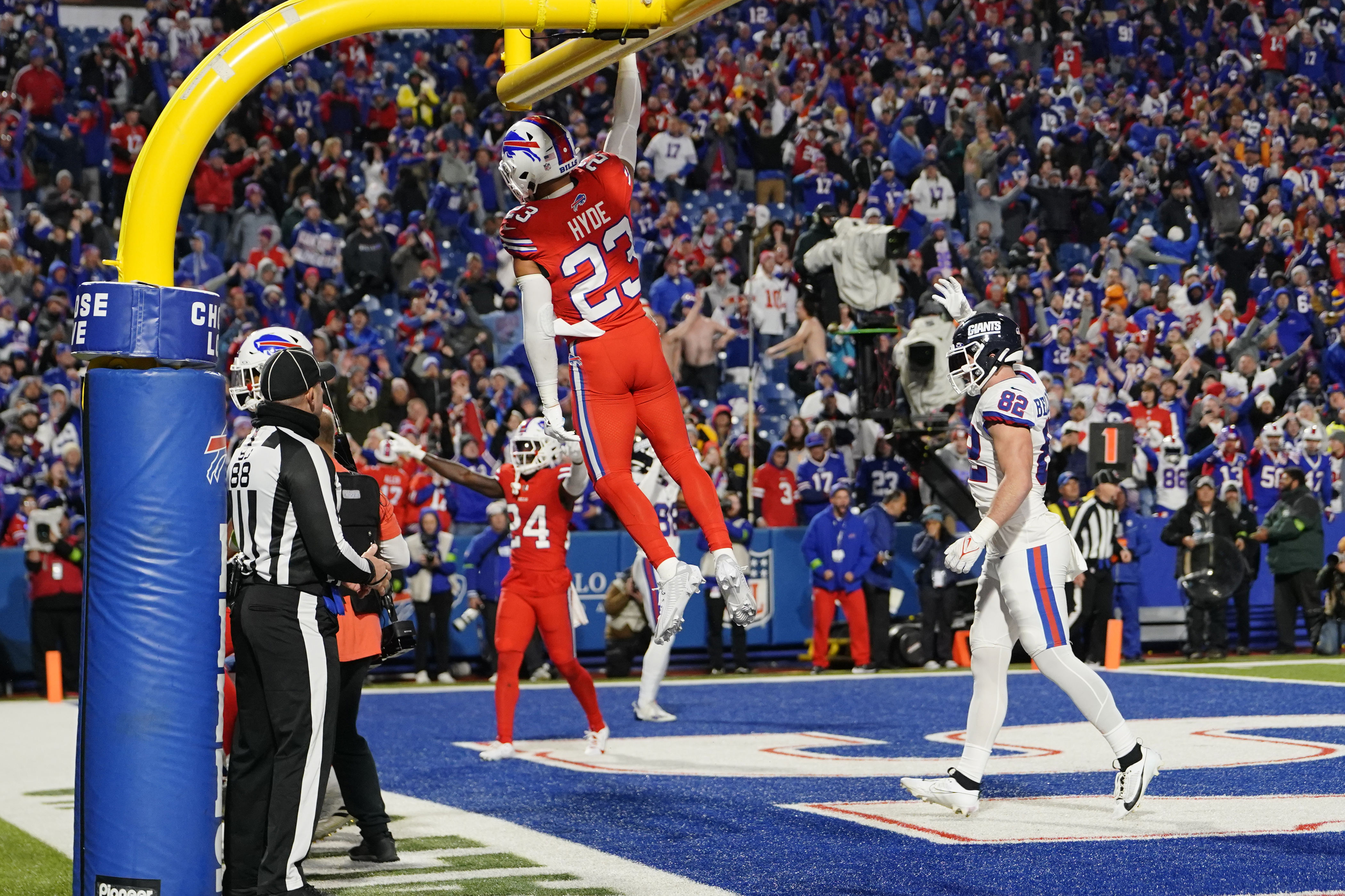 NFL office pool picks Week 7 Micah Hyde Buffalo Bills