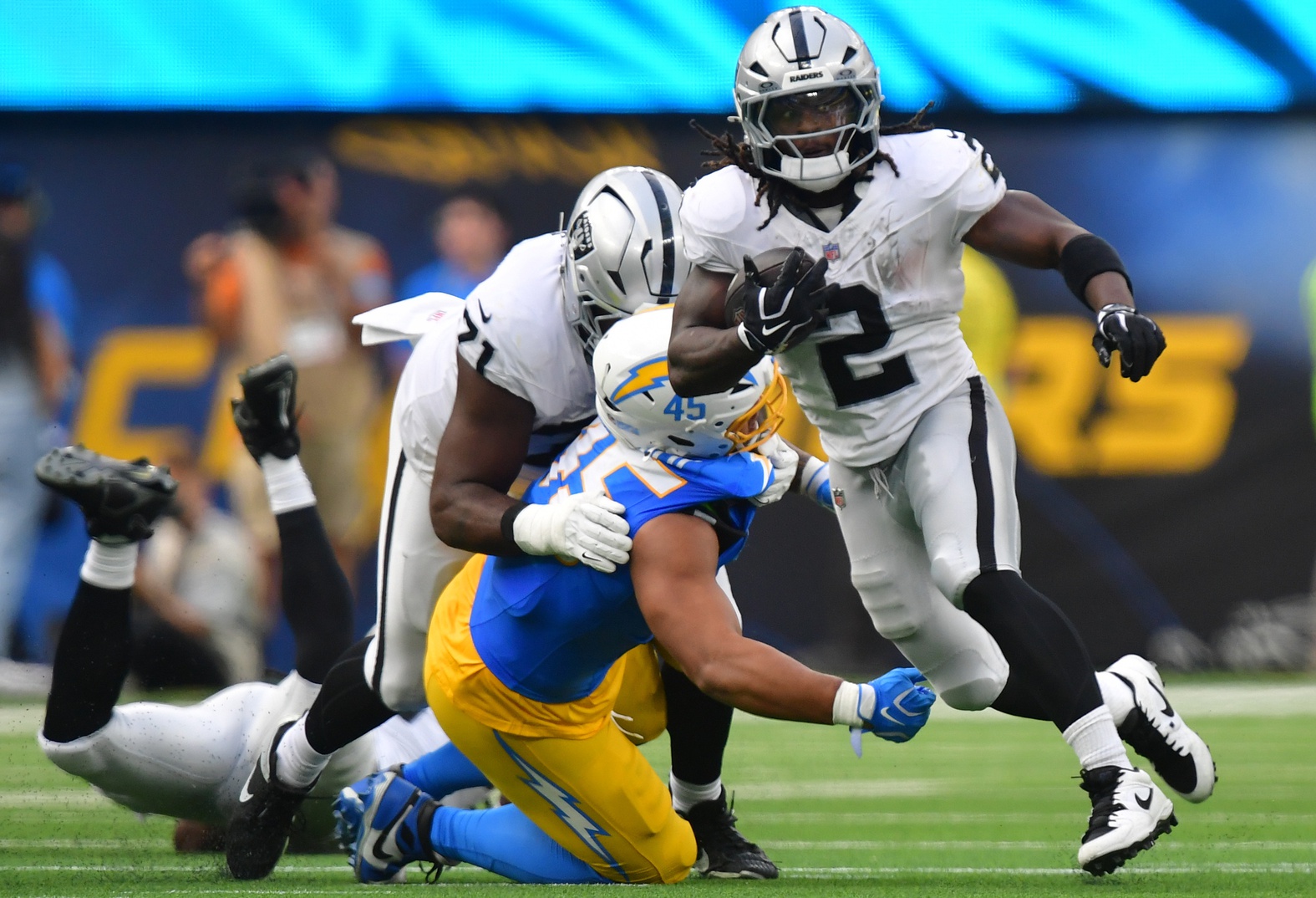 nfl picks Ashton Jeanty Las Vegas Raiders predictions best bet odds