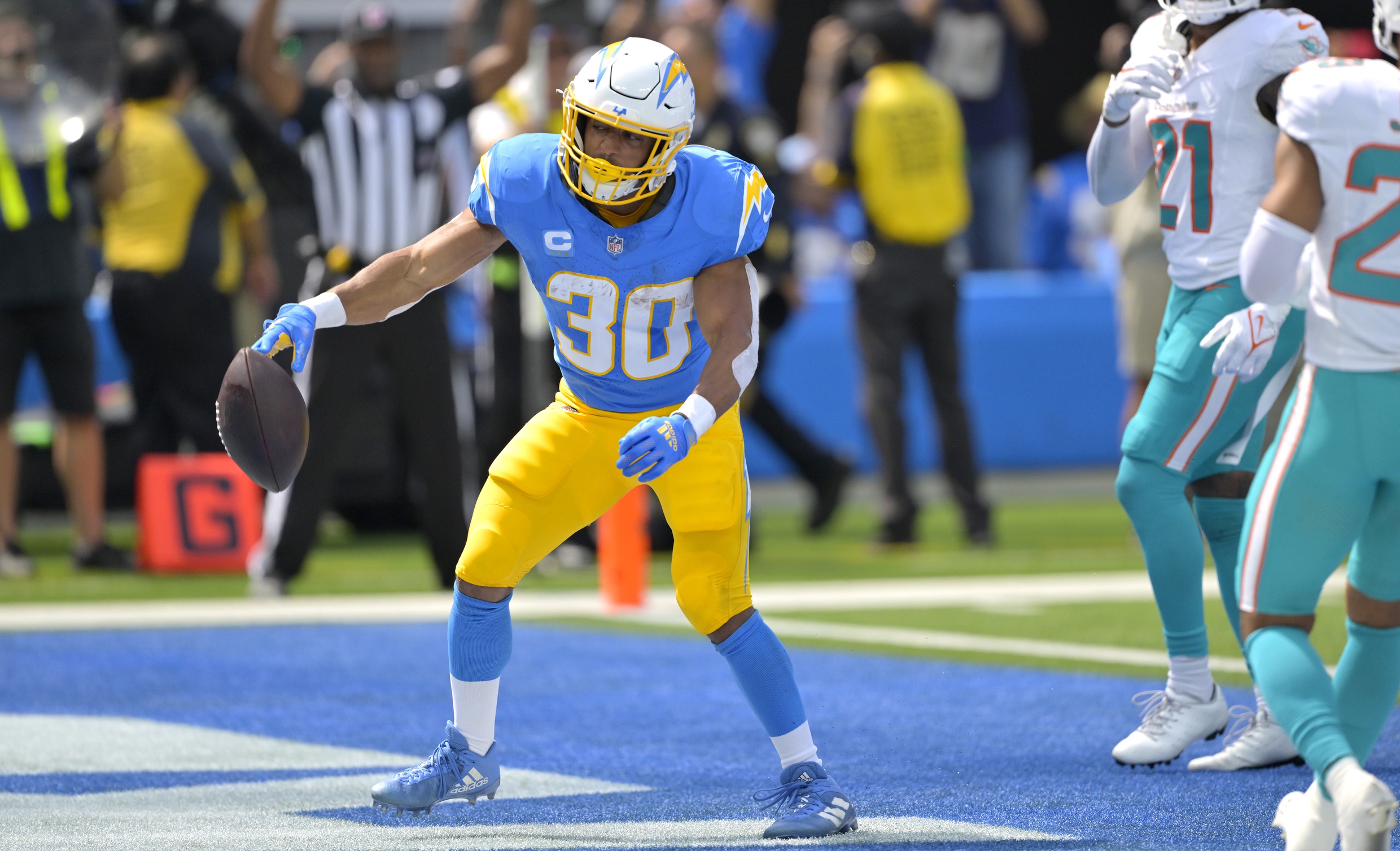 nfl picks Austin Ekeler Los Angeles Chargers predictions best bet odds