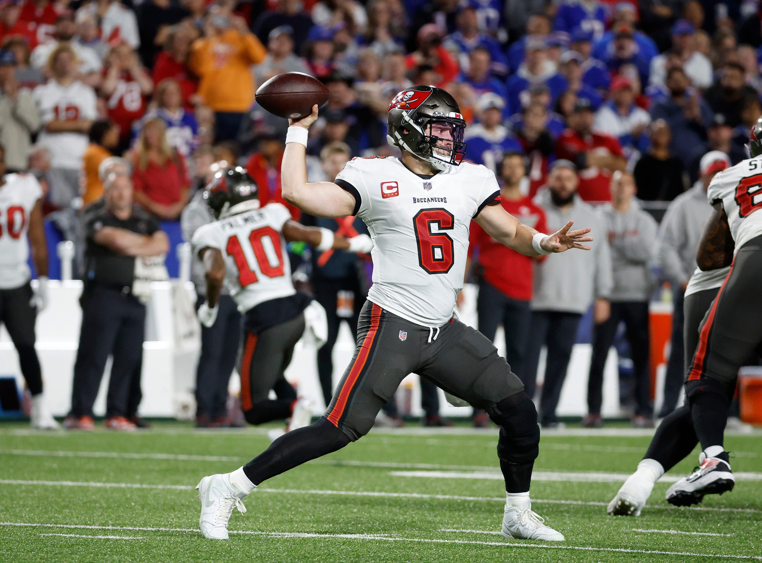nfl picks Baker Mayfield Tampa Bay Buccaneers predictions best bet odds
