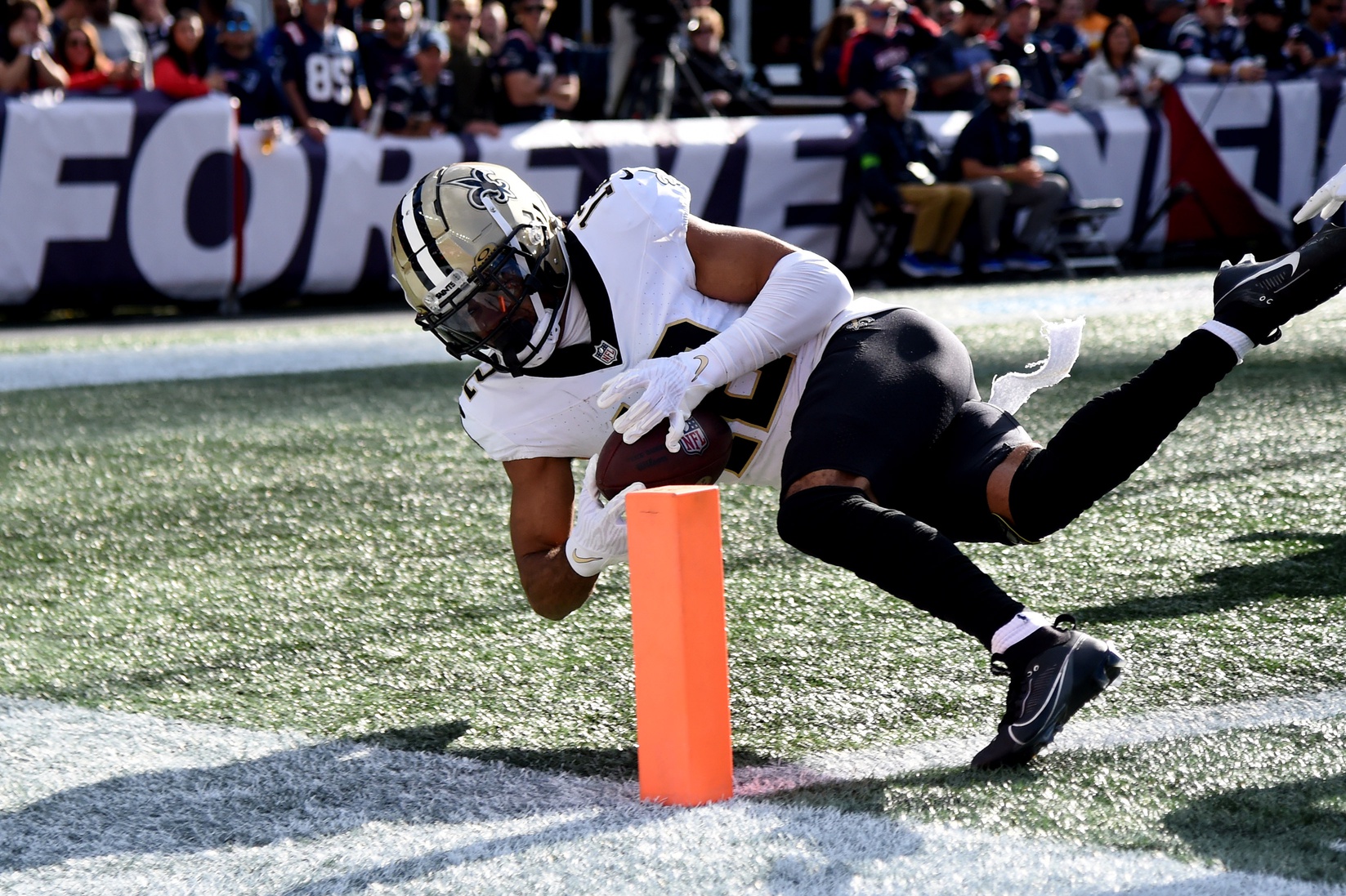 nfl picks Chris Olave New Orleans Saints predictions best bet odds