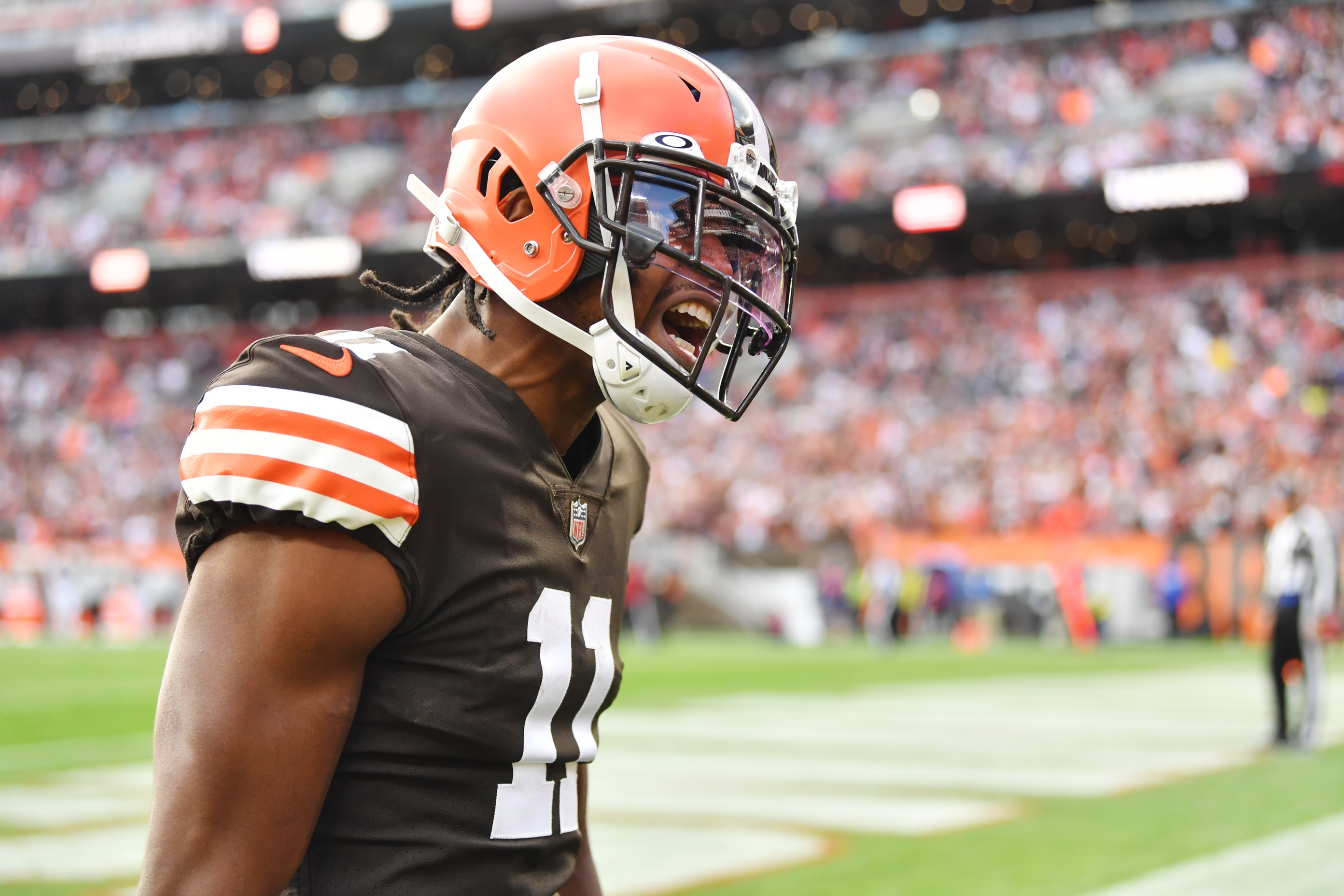 nfl picks Donovan Peoples-Jones cleveland browns predictions best bet odds