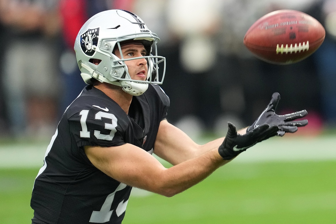 nfl picks Hunter Renfrow las vegas raiders predictions best bet odds