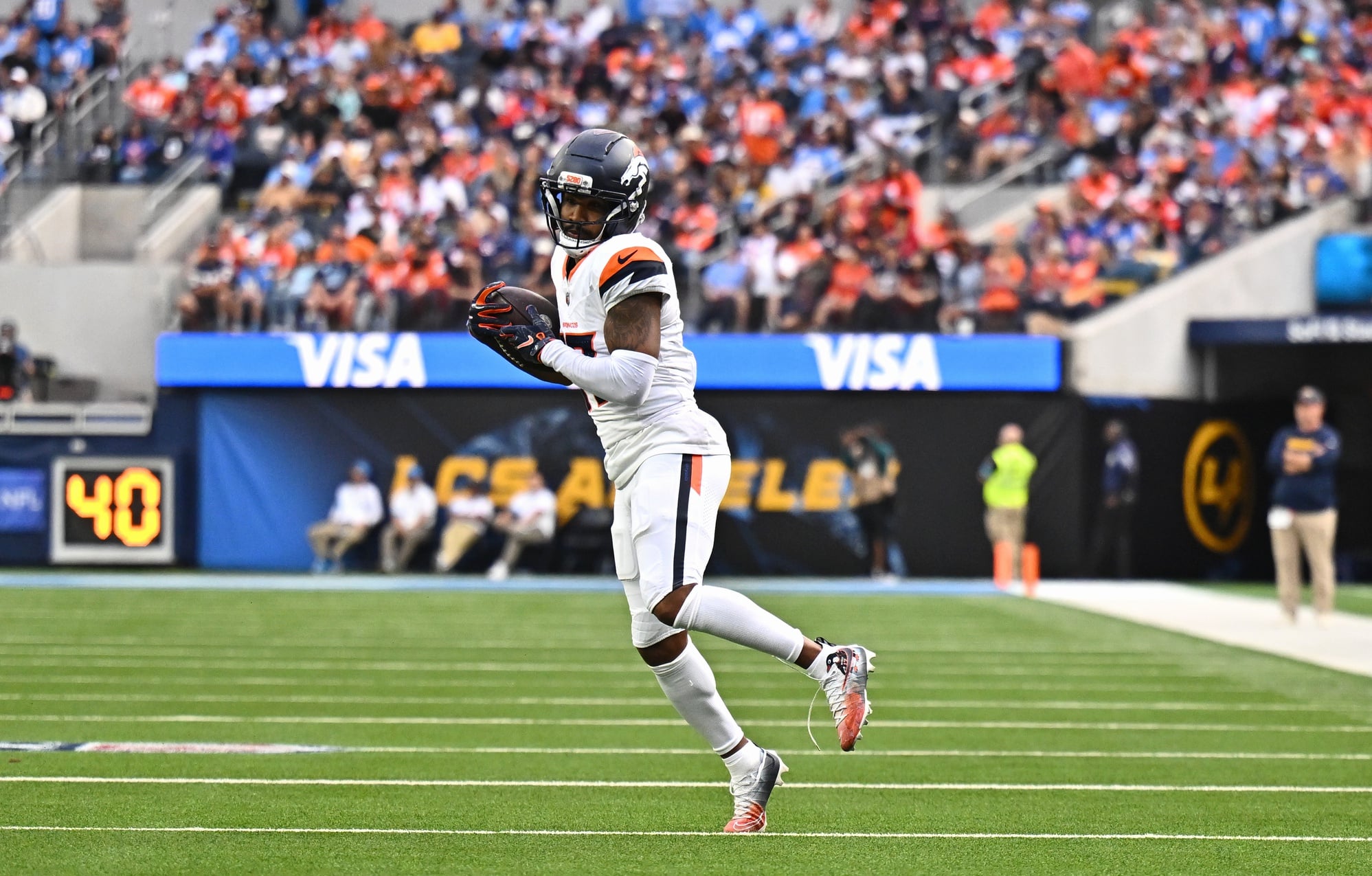 nfl picks Jaylen Waddle Denver Broncos predictions best bet odds