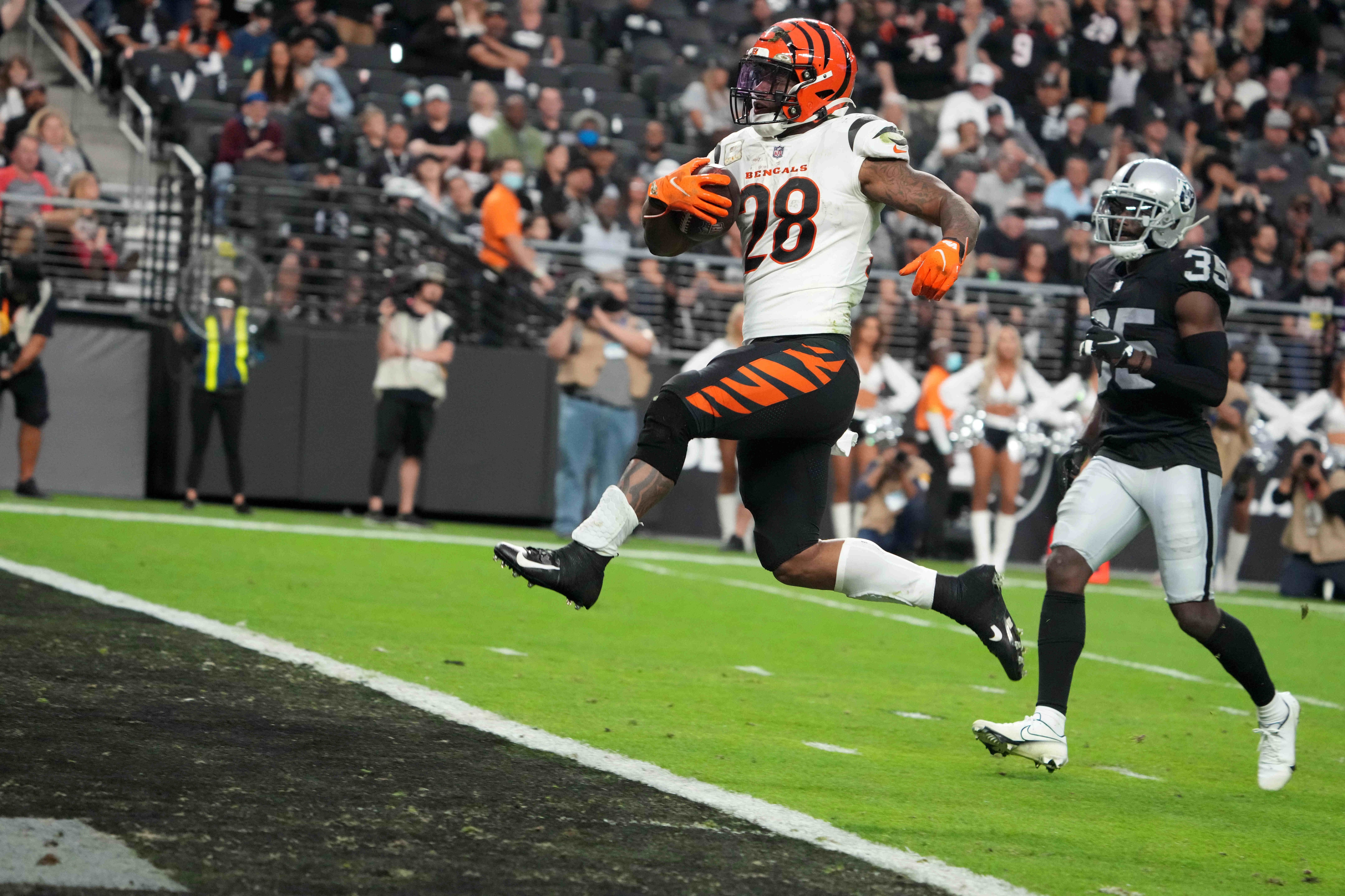 nfl picks Joe Mixon cincinnati bengals predictions best bet odds